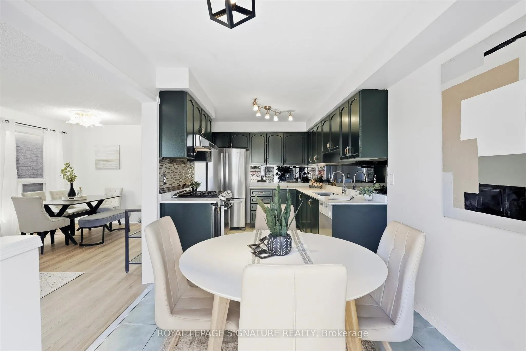 106 Heartleaf Crescent