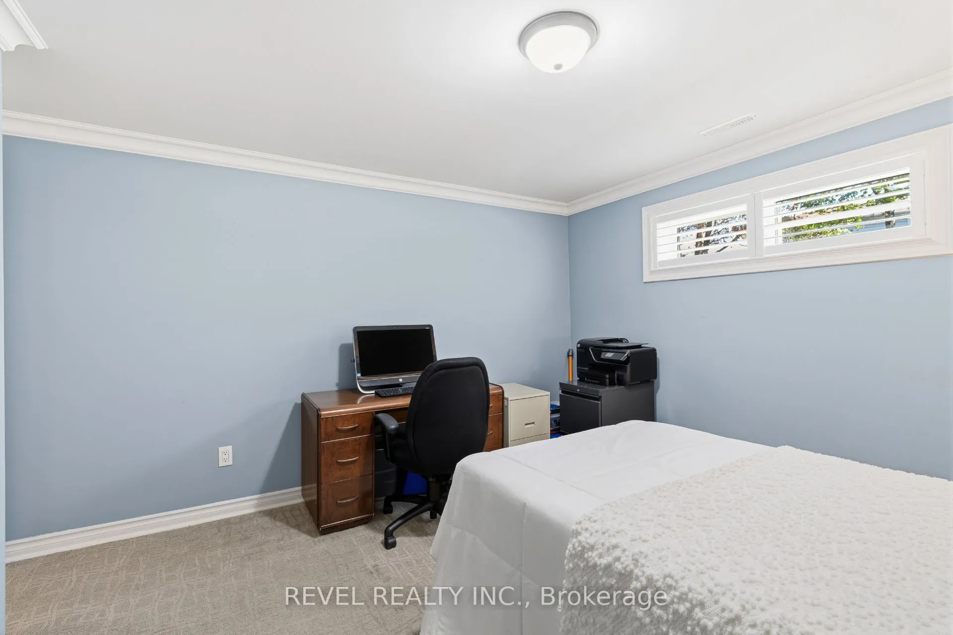 23 River View Drive