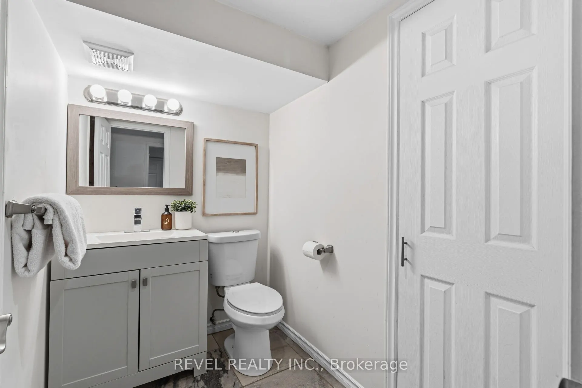 23 River View Drive