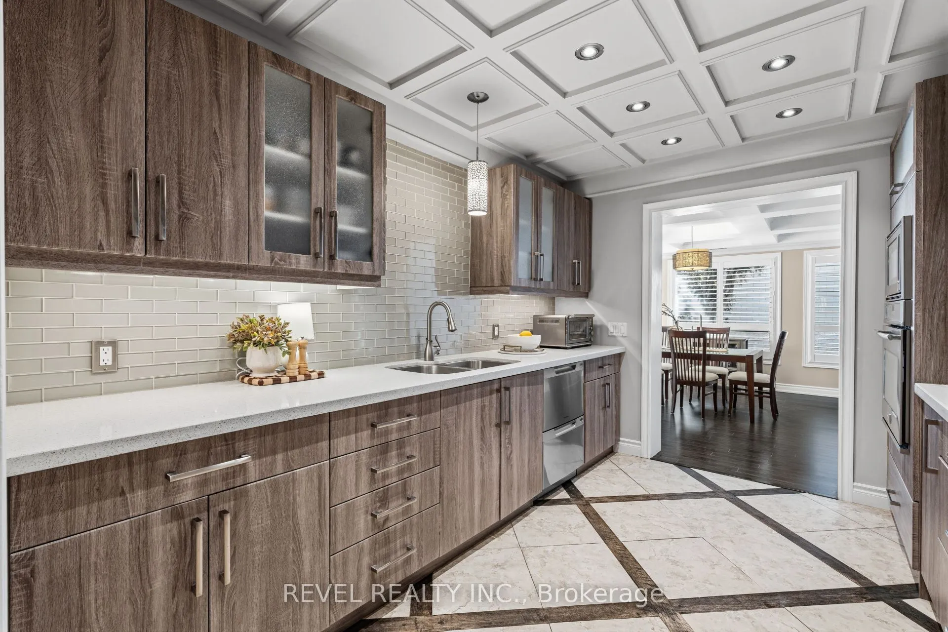23 River View Drive