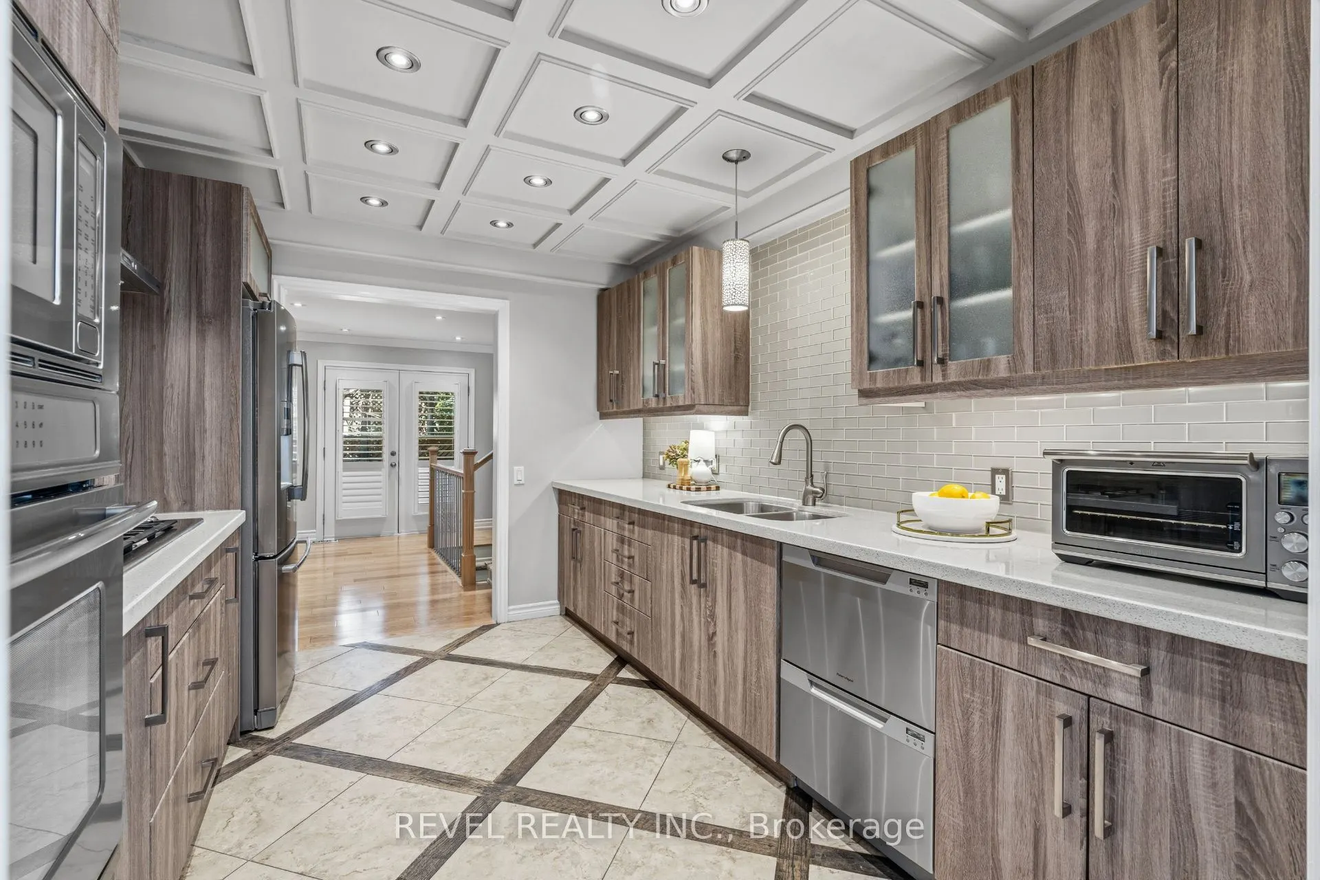 23 River View Drive