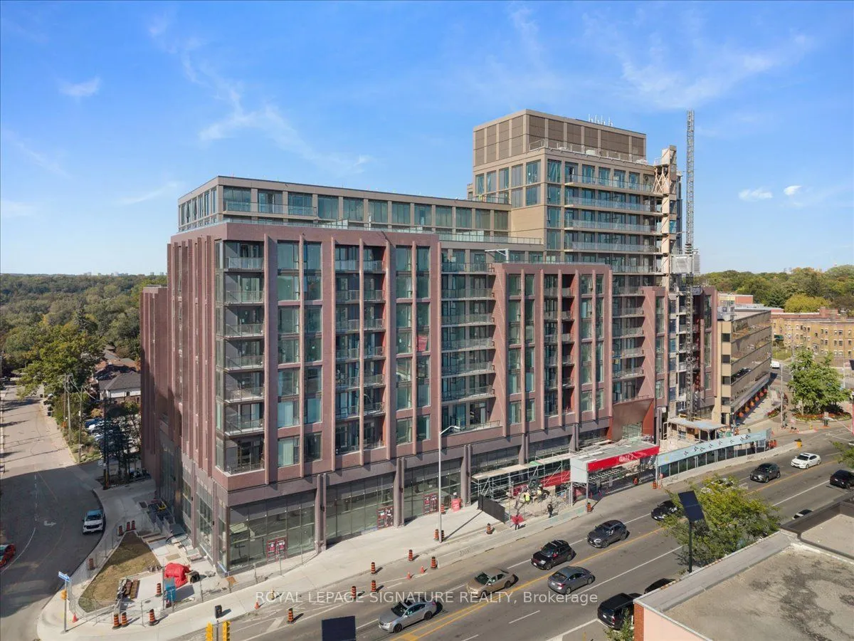 2450 Bloor Street W #301
