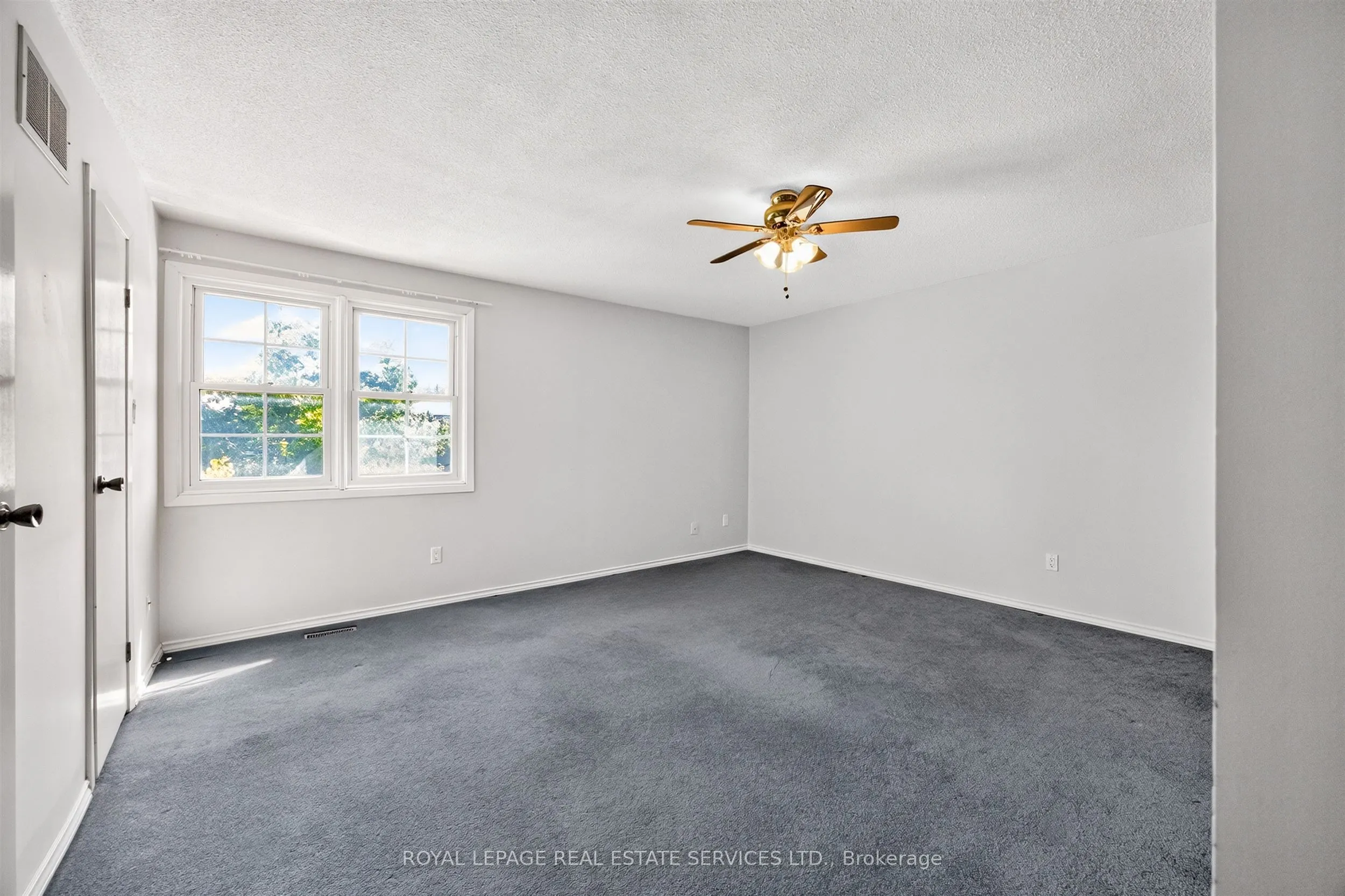 1951 Rathburn Road E #86