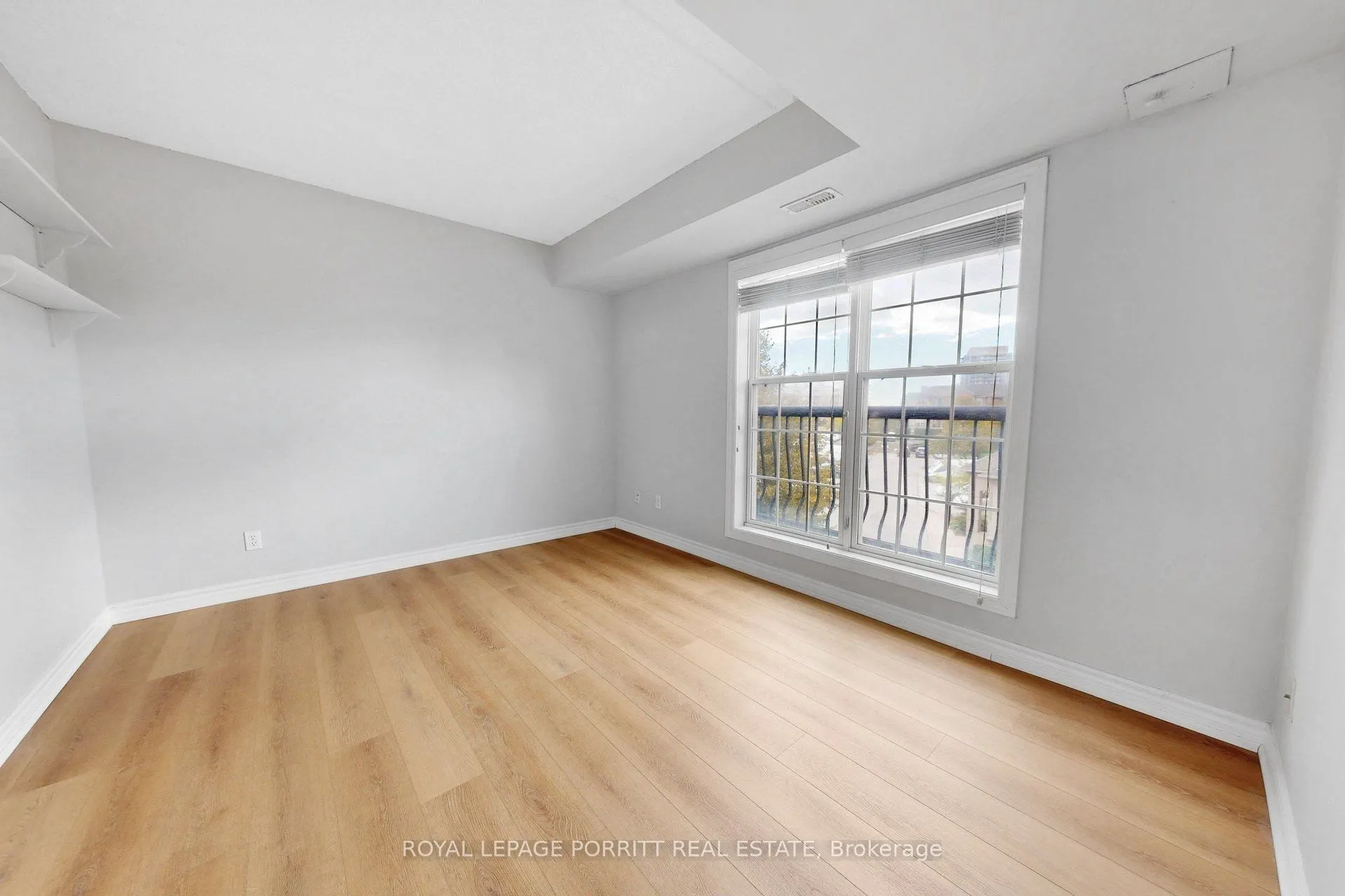 2085 Appleby Line #302