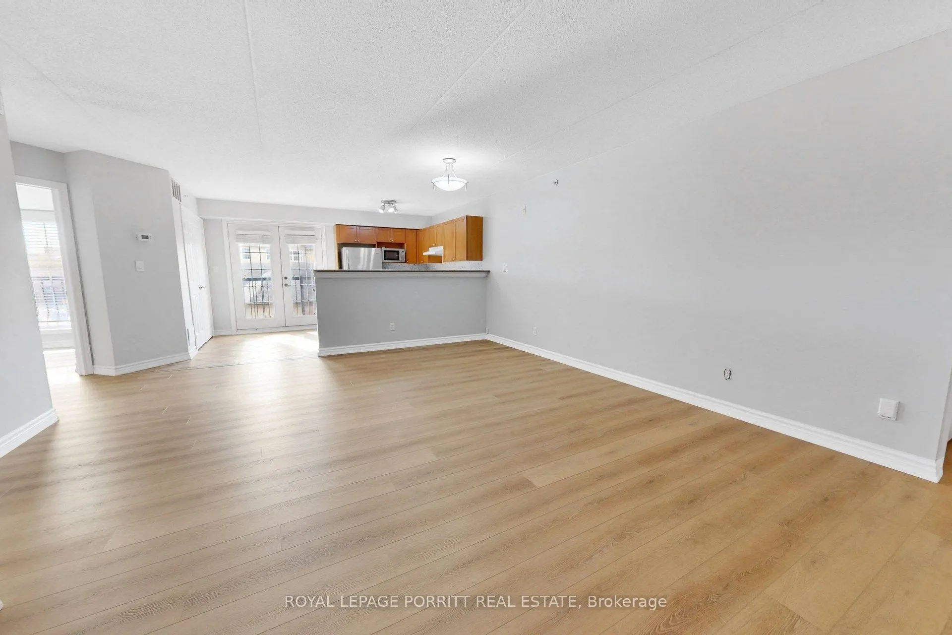 2085 Appleby Line #302