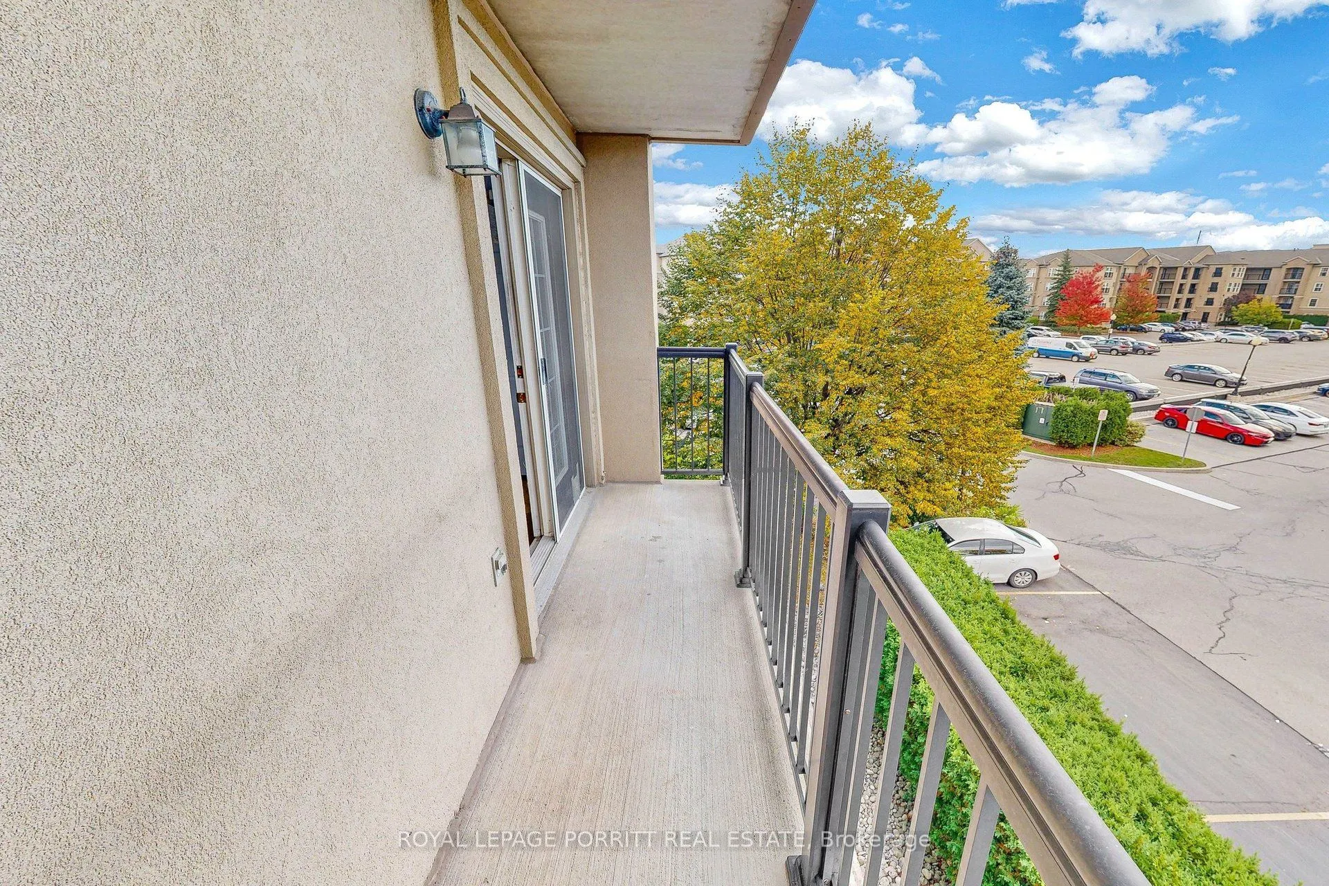 2085 Appleby Line #302