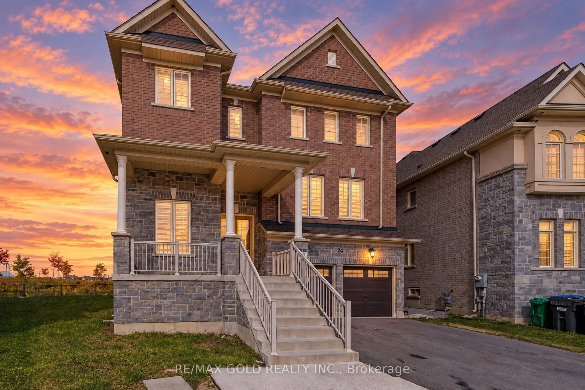 24 Jenwood Crescent