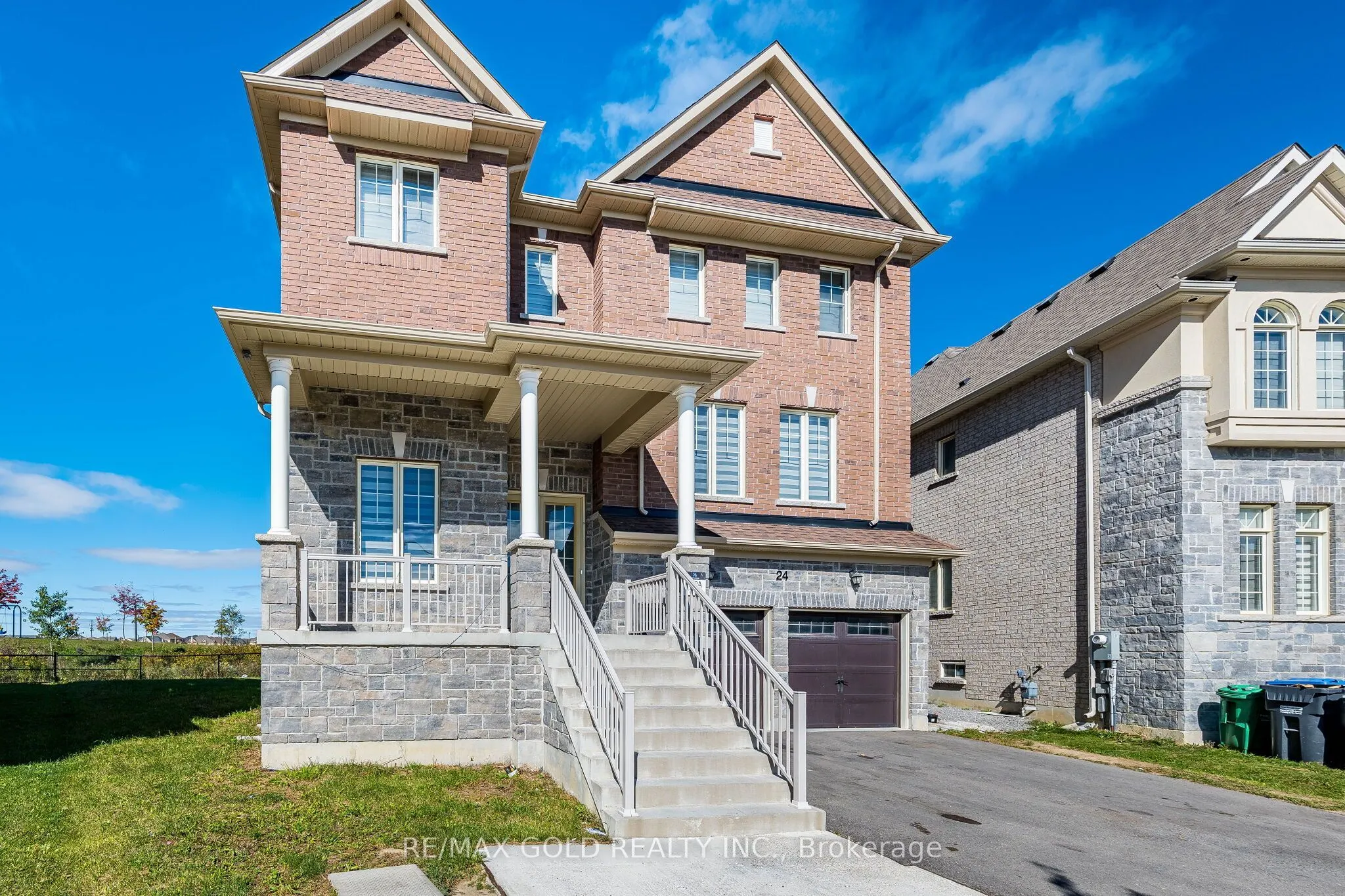 24 Jenwood Crescent