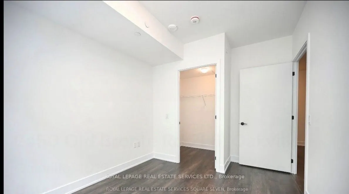 2450 Old Bronte Road #226