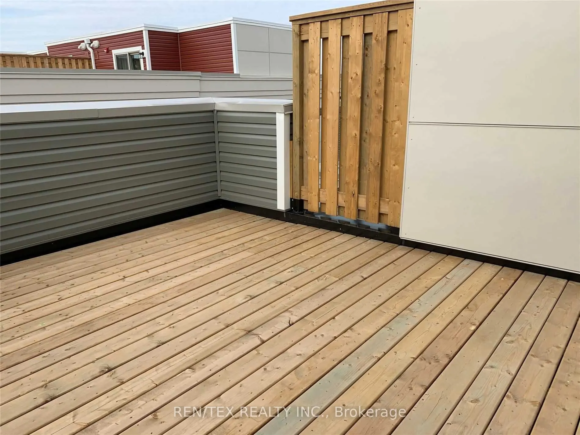 3580 Lakeshore Boulevard W #3
