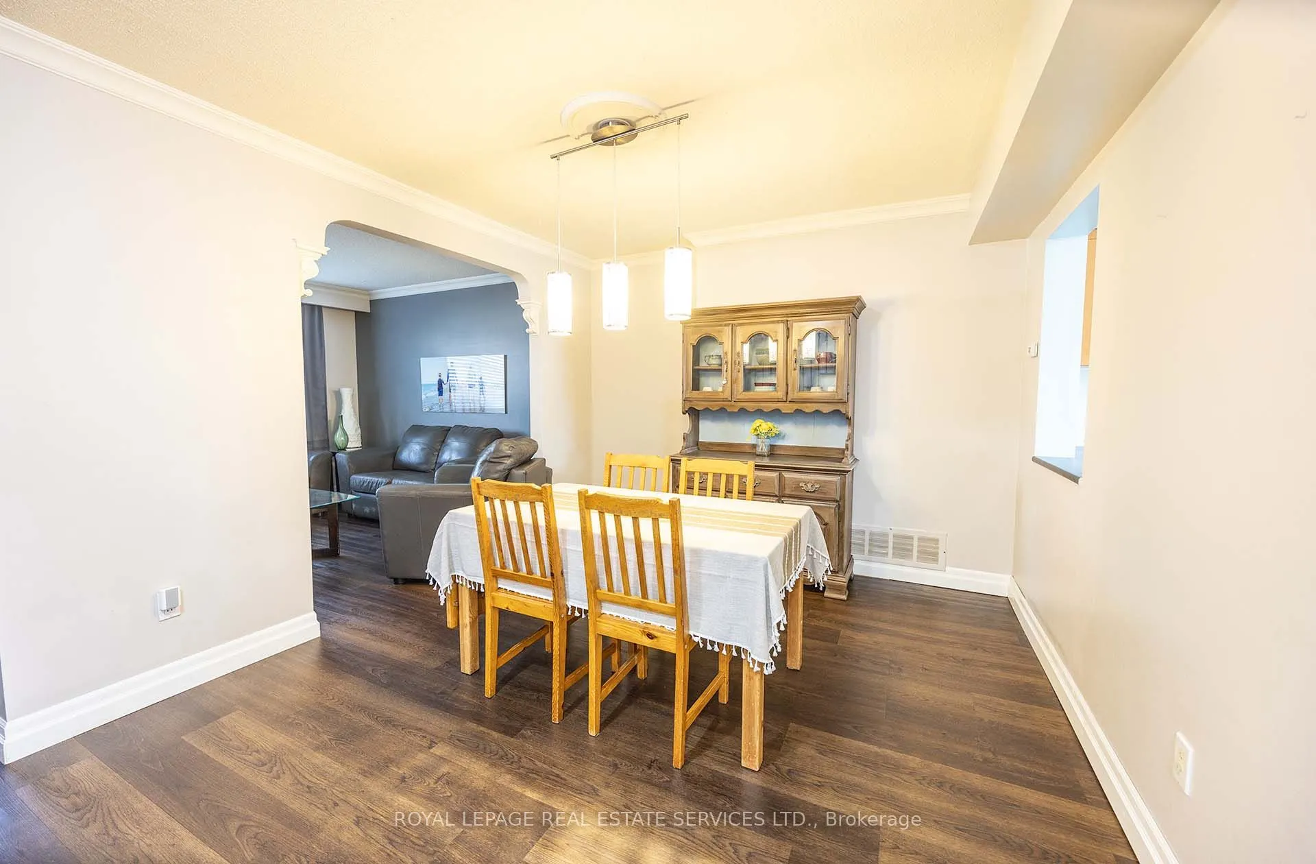 71 Old Burnhamthorpe Road #18