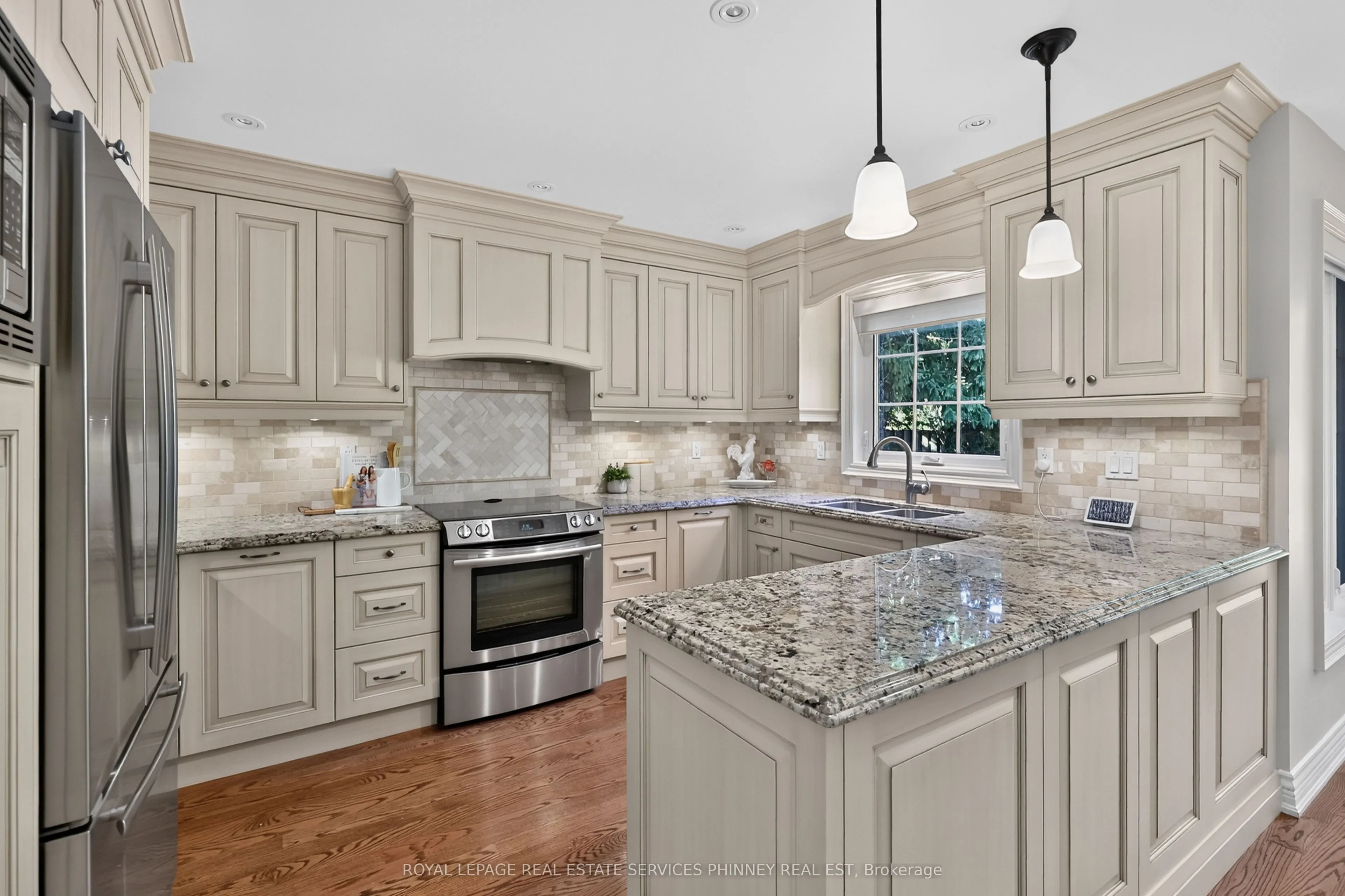 3453 Sawmill Valley Drive