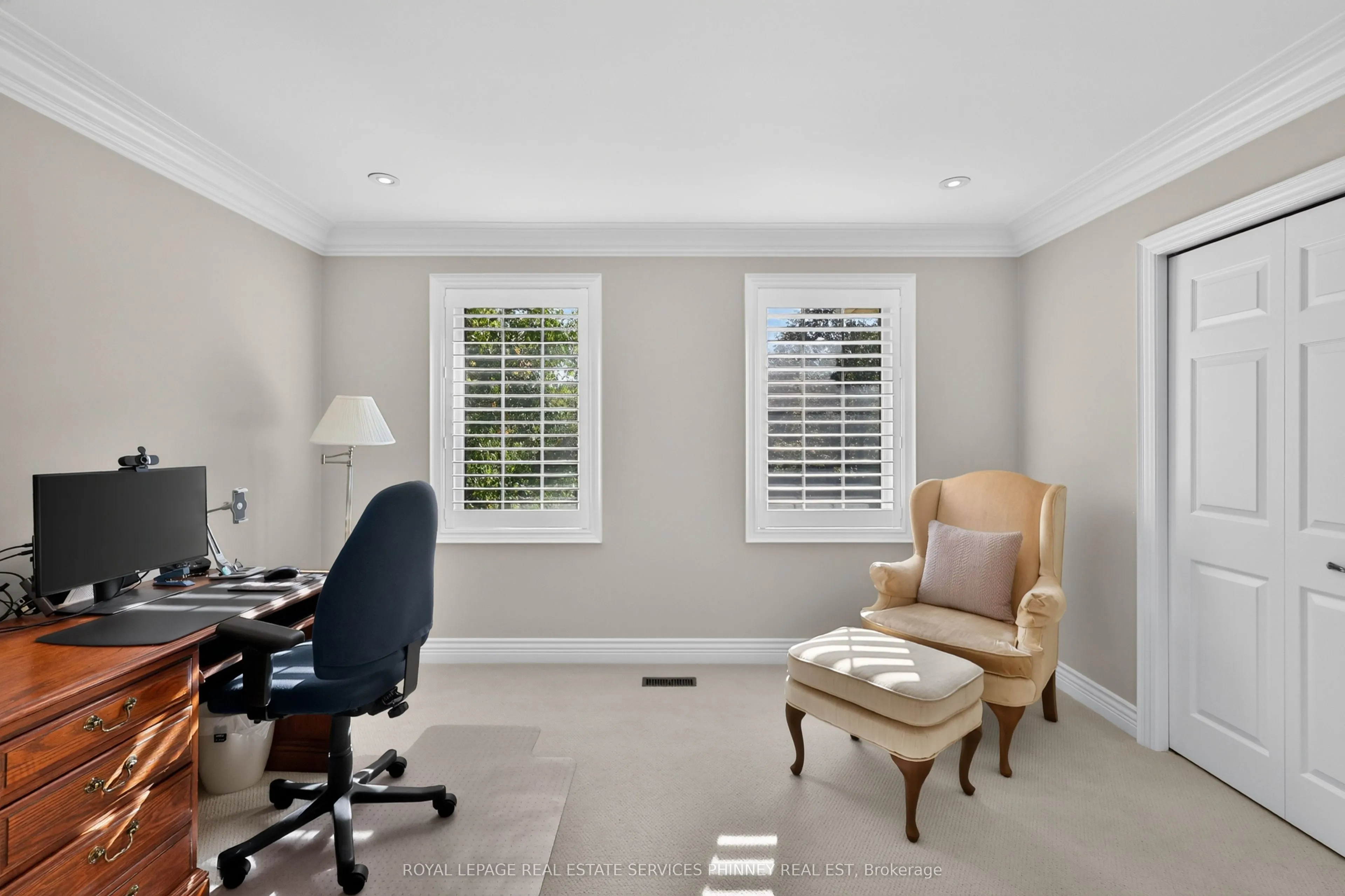 3453 Sawmill Valley Drive