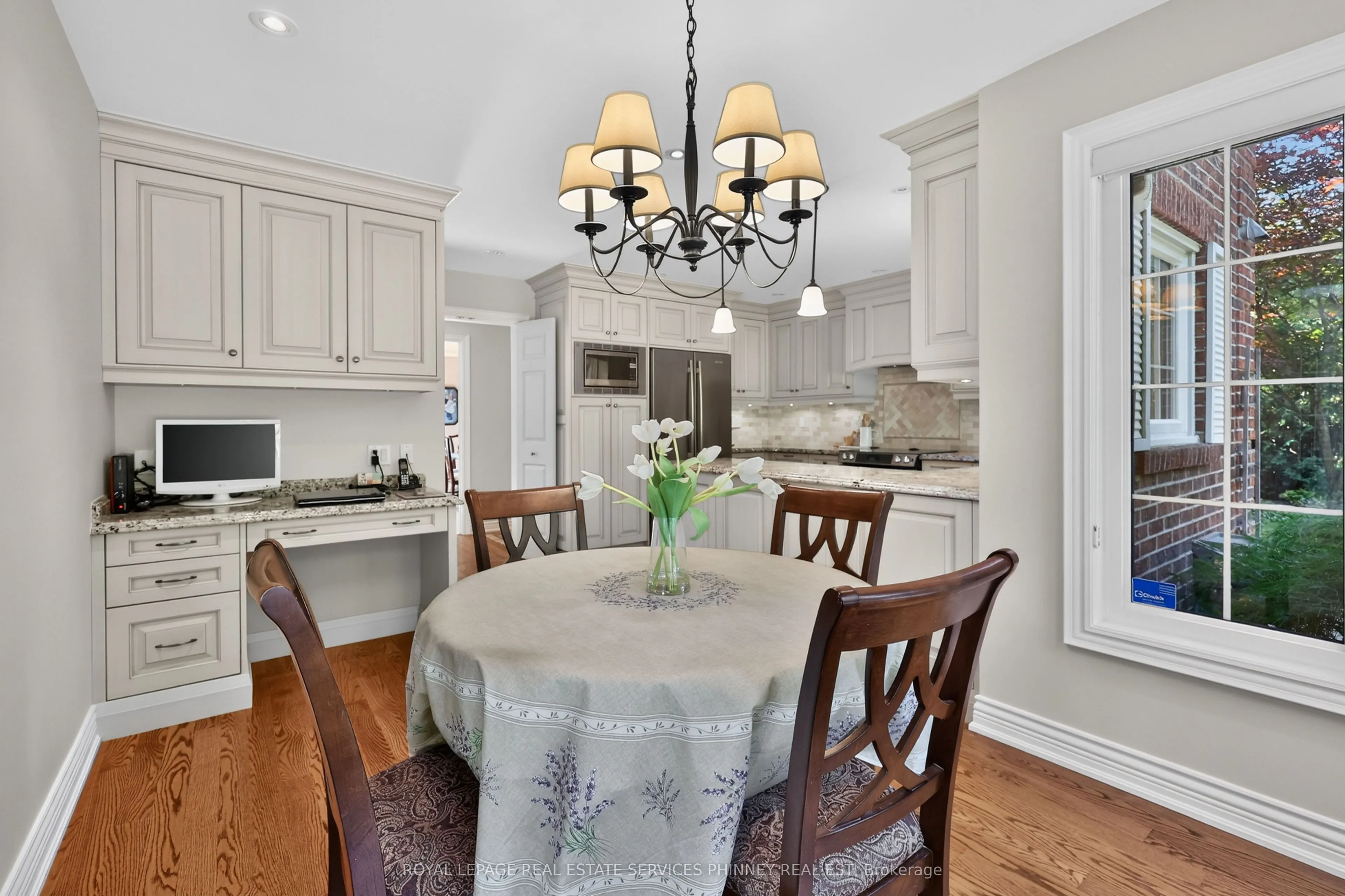 3453 Sawmill Valley Drive