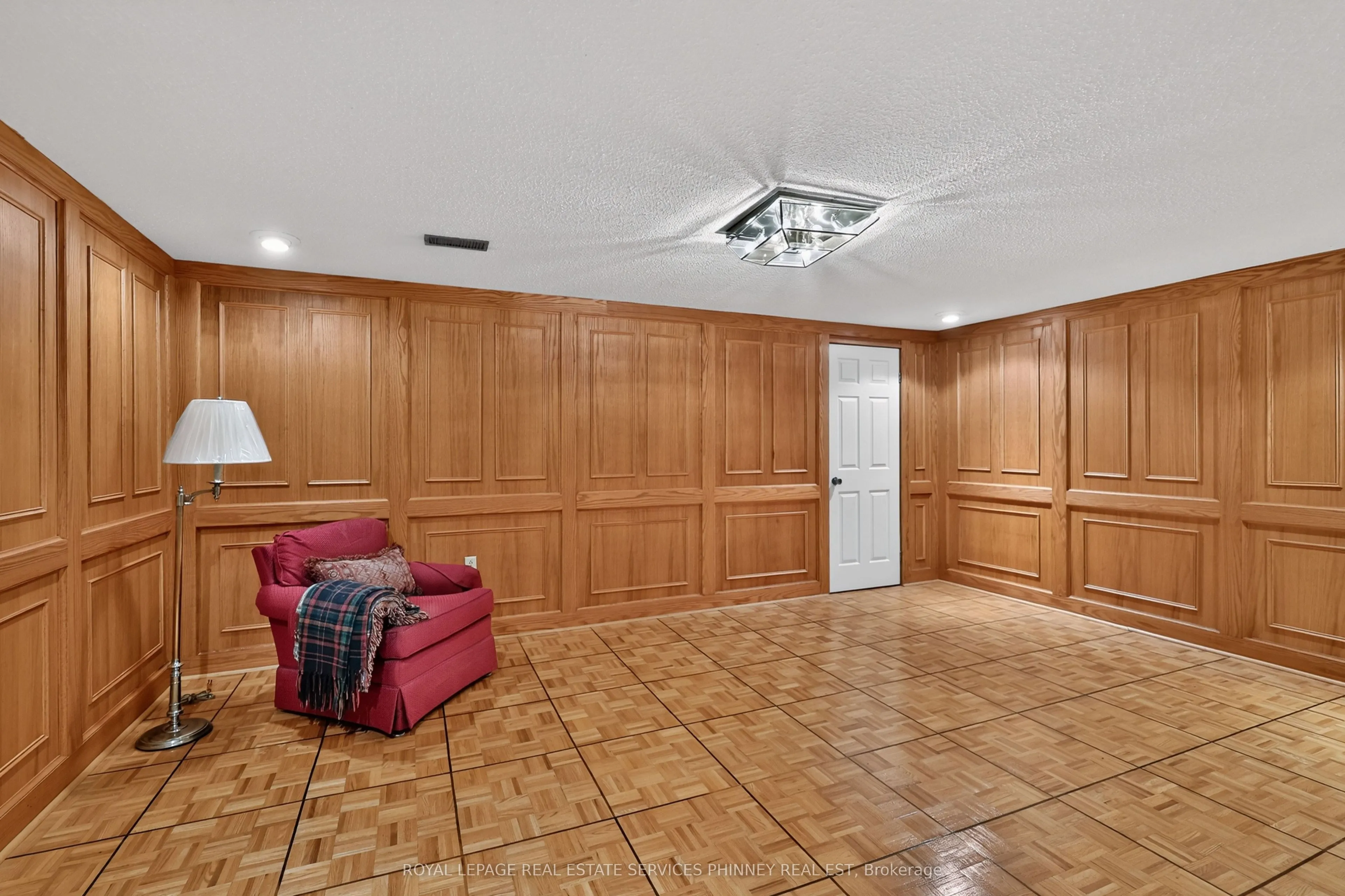 3453 Sawmill Valley Drive