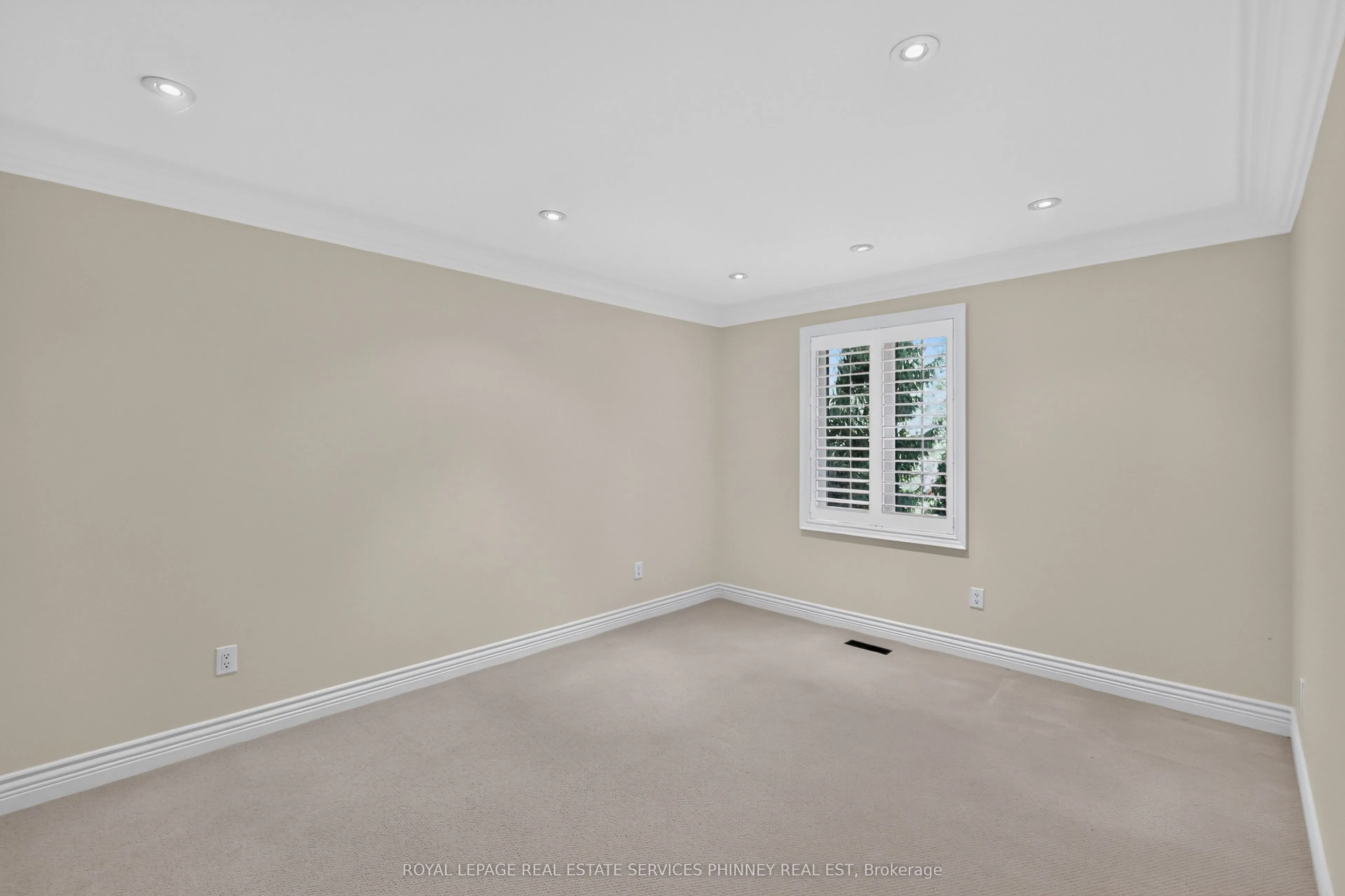 3453 Sawmill Valley Drive