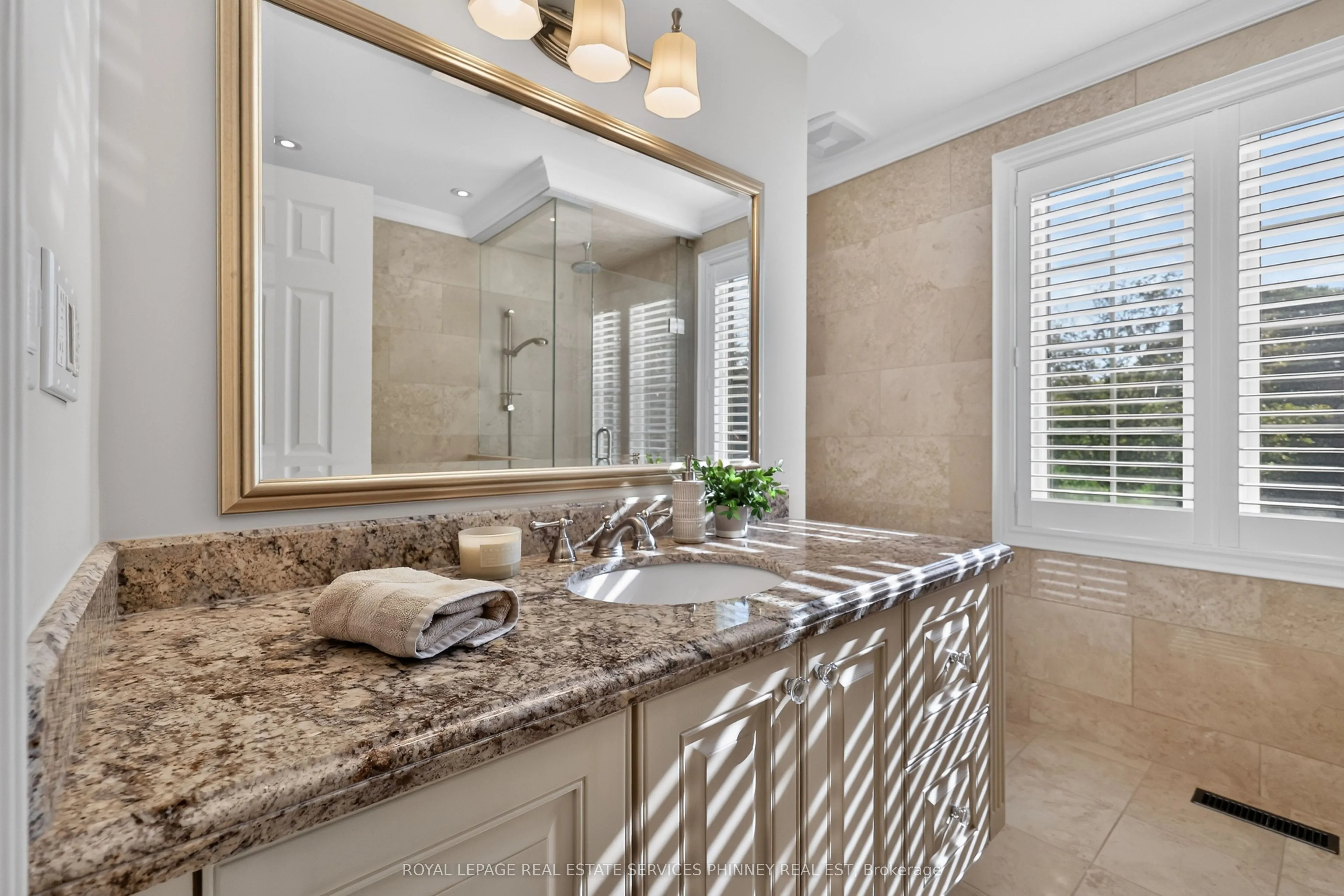3453 Sawmill Valley Drive