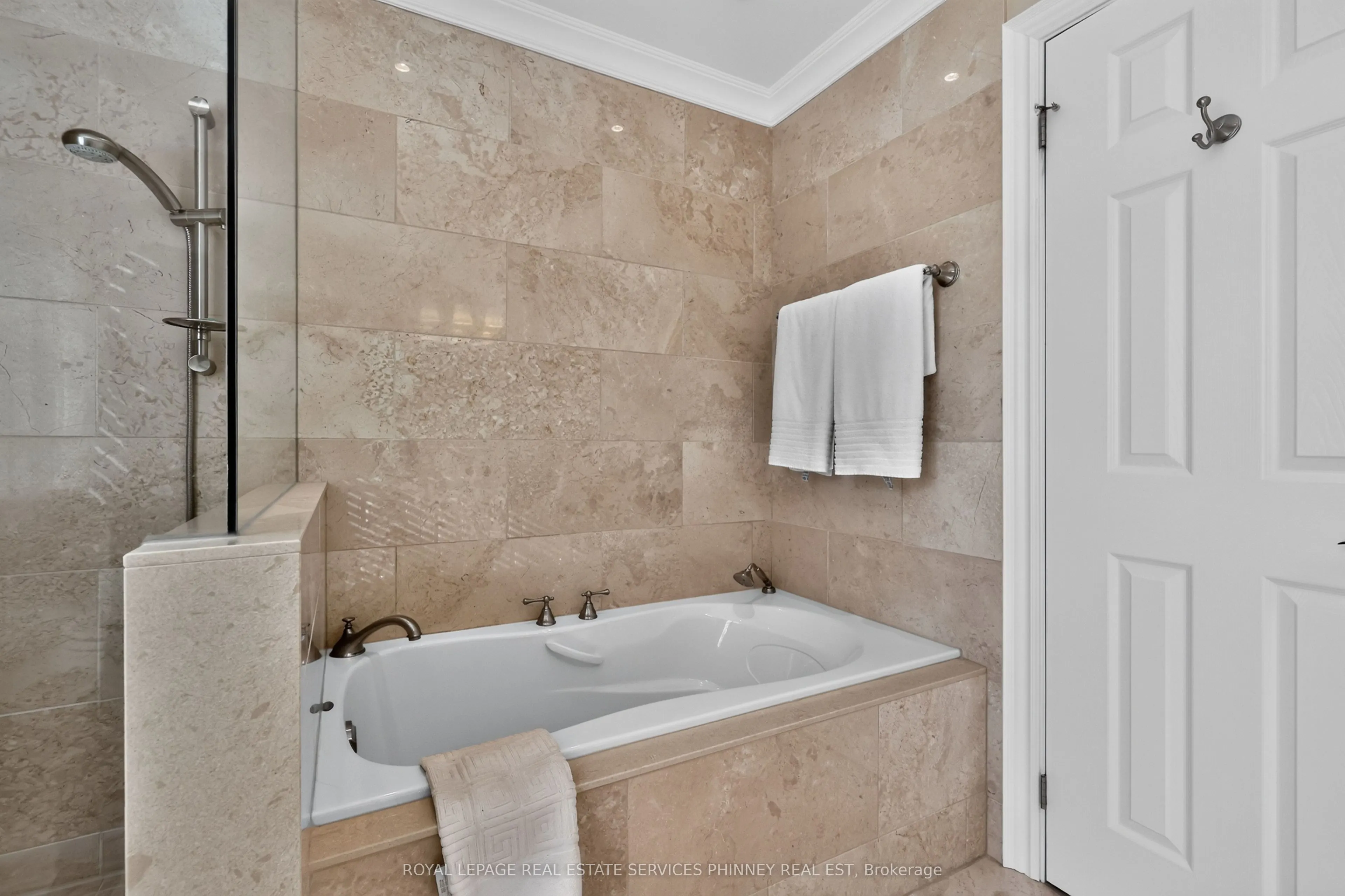 3453 Sawmill Valley Drive