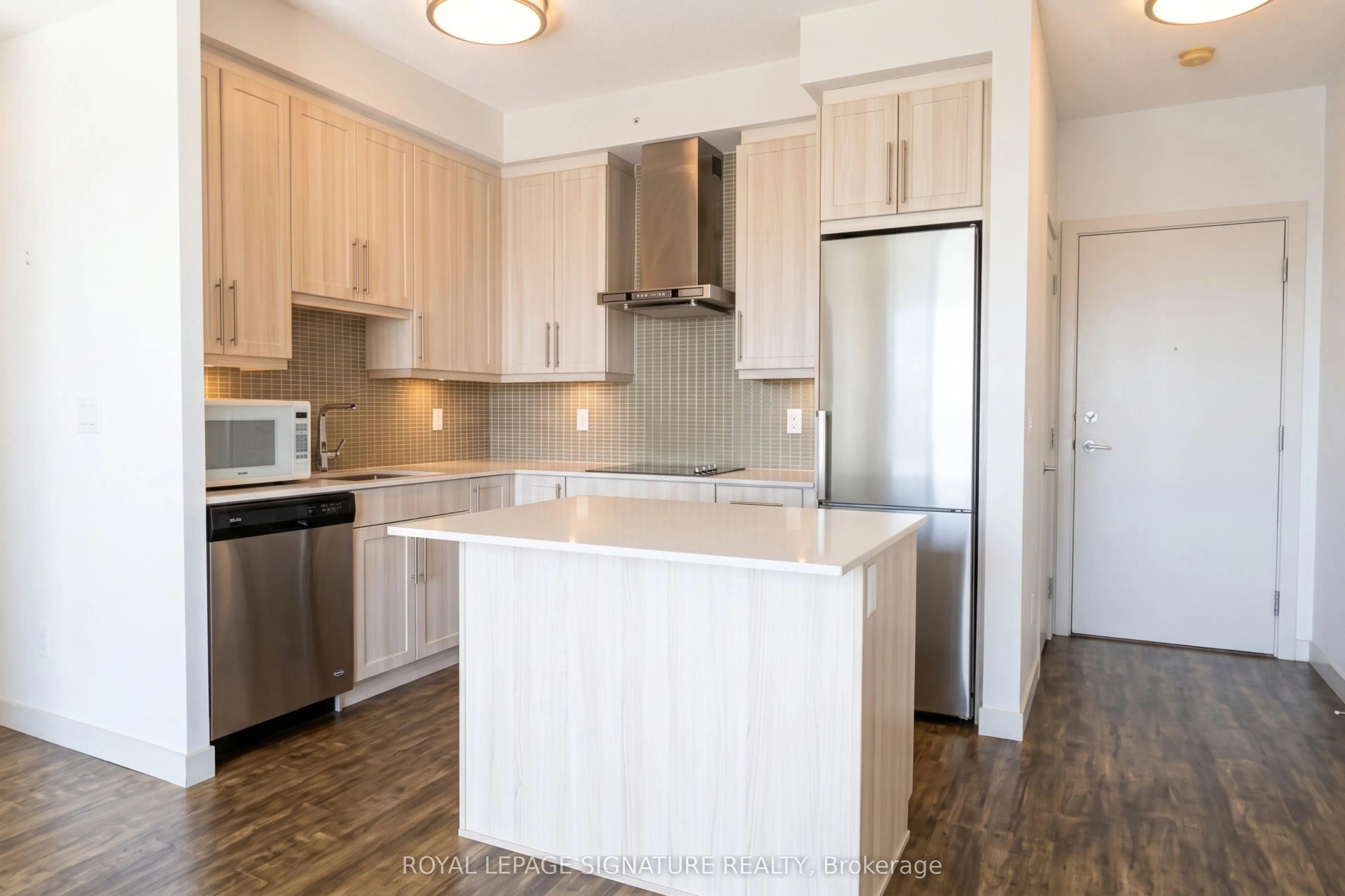 2081 Fairview Street #505