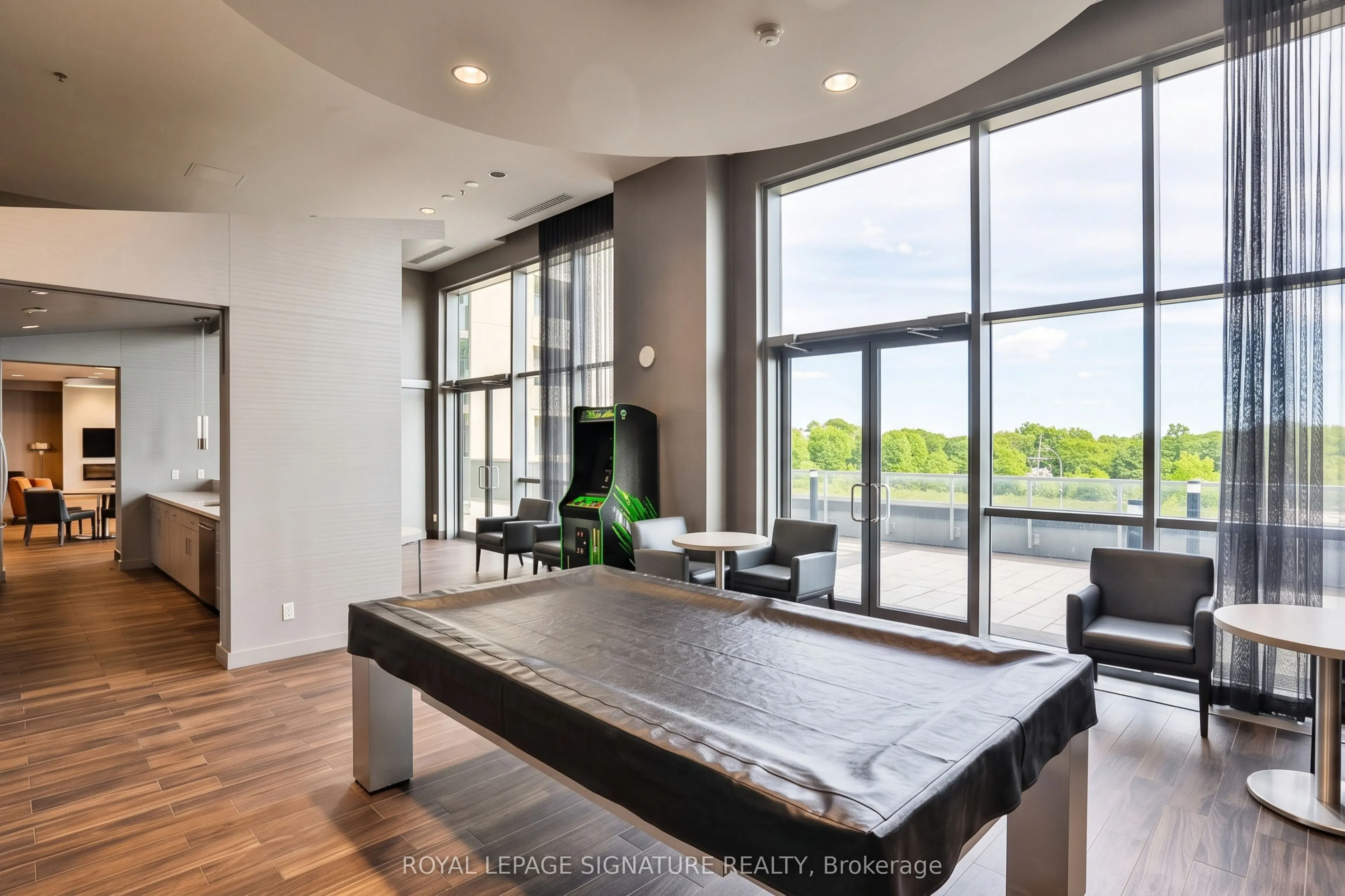 2081 Fairview Street #505