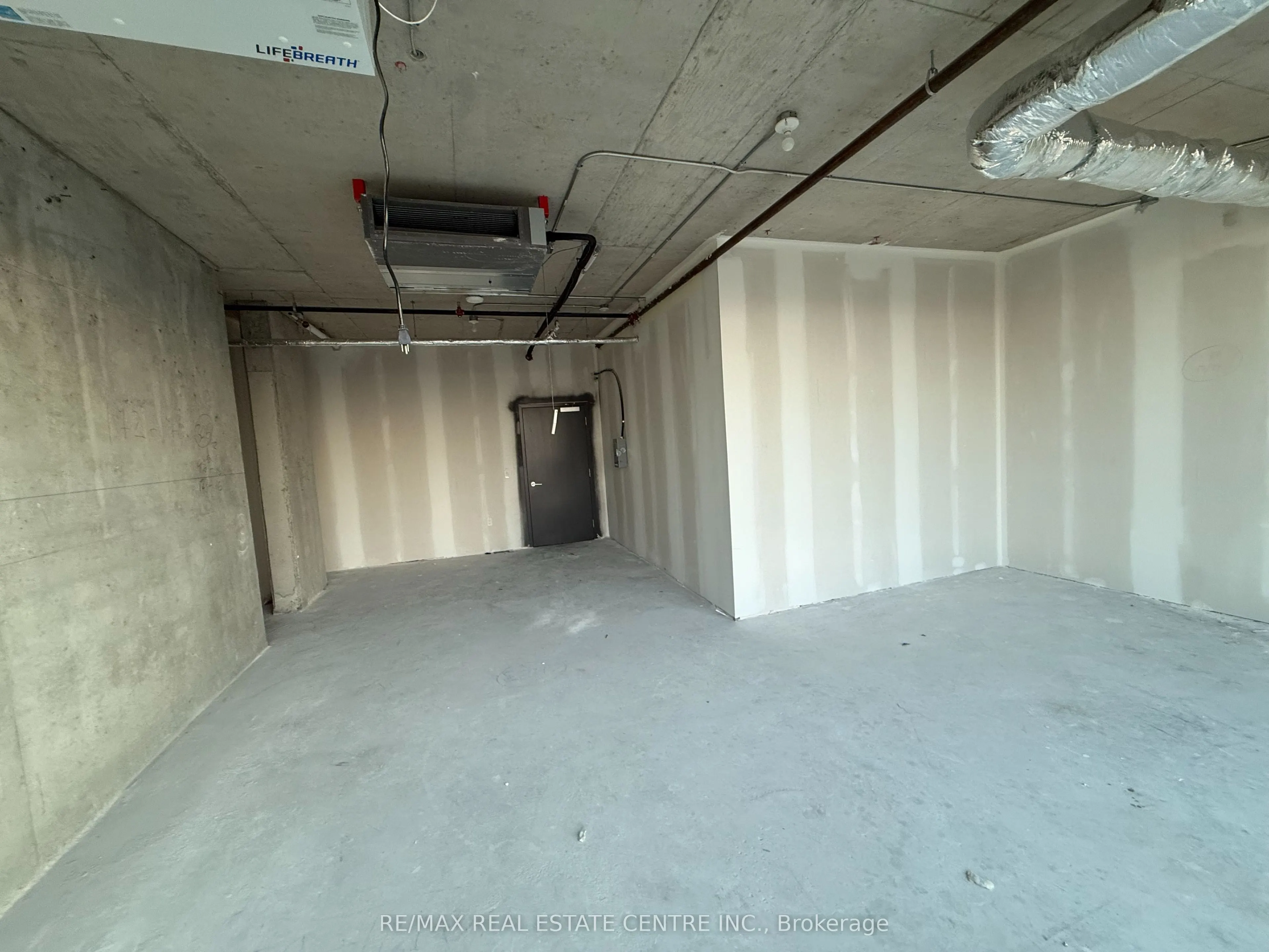 998 Martin Grove Road