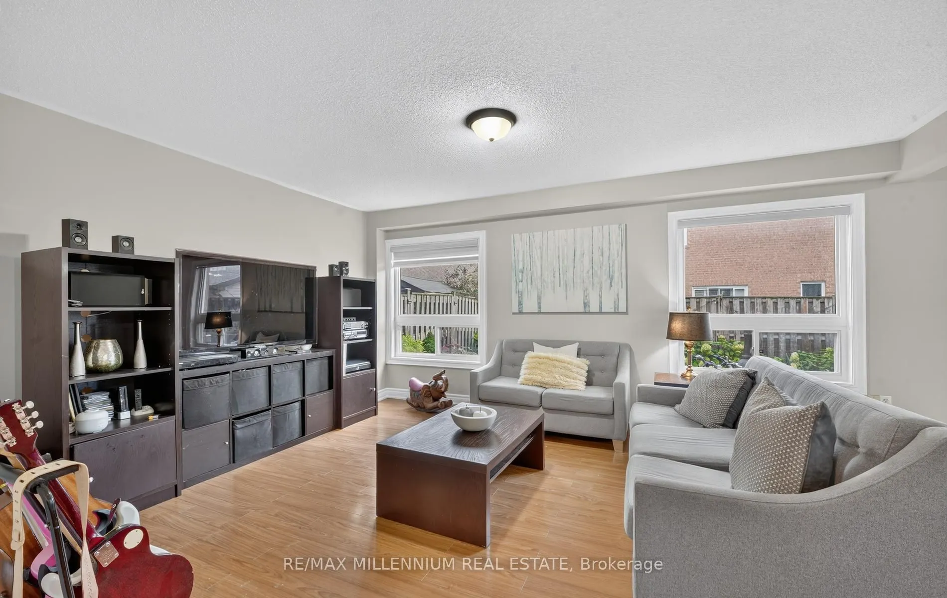 262 Brisdale Drive W