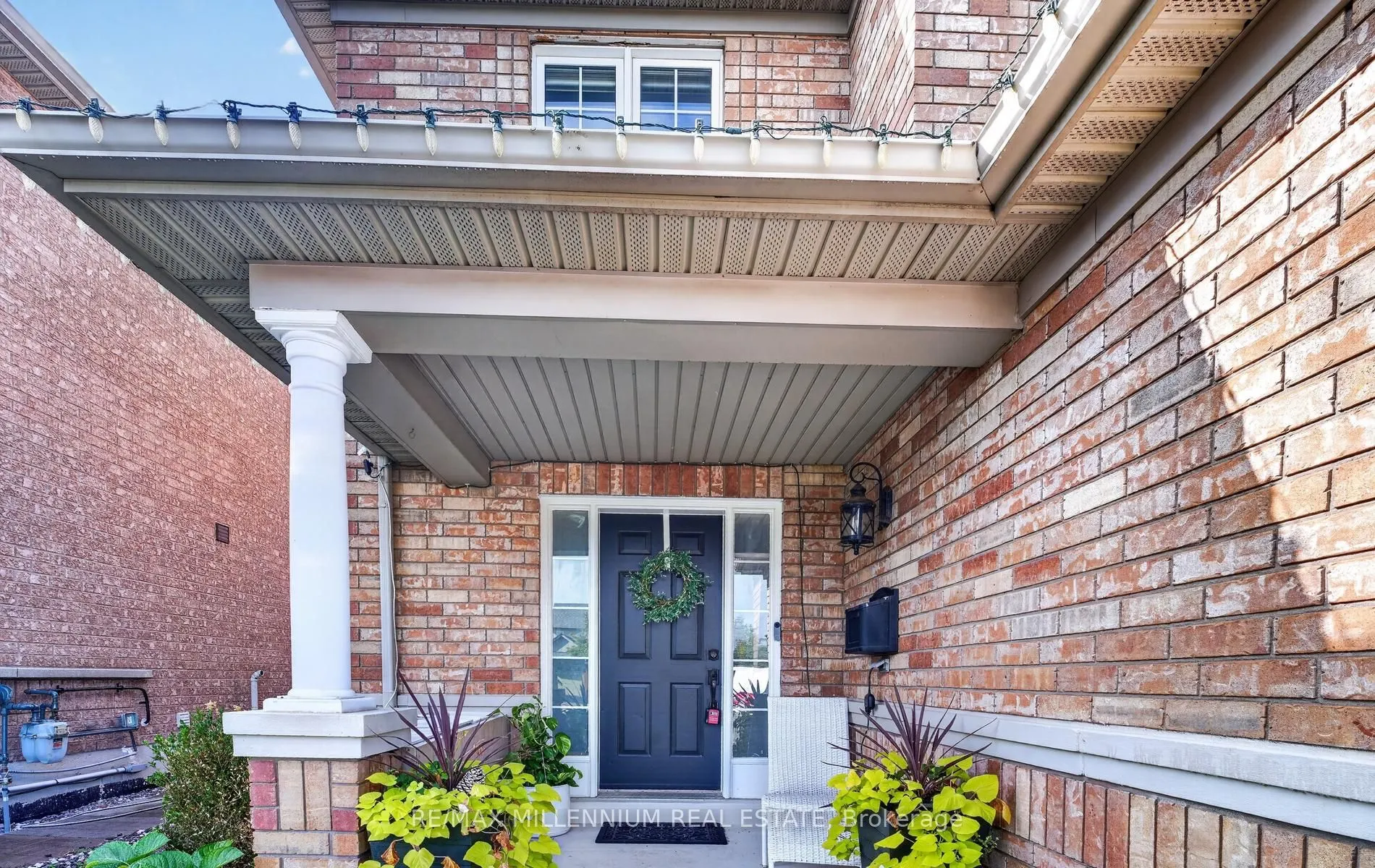 262 Brisdale Drive W