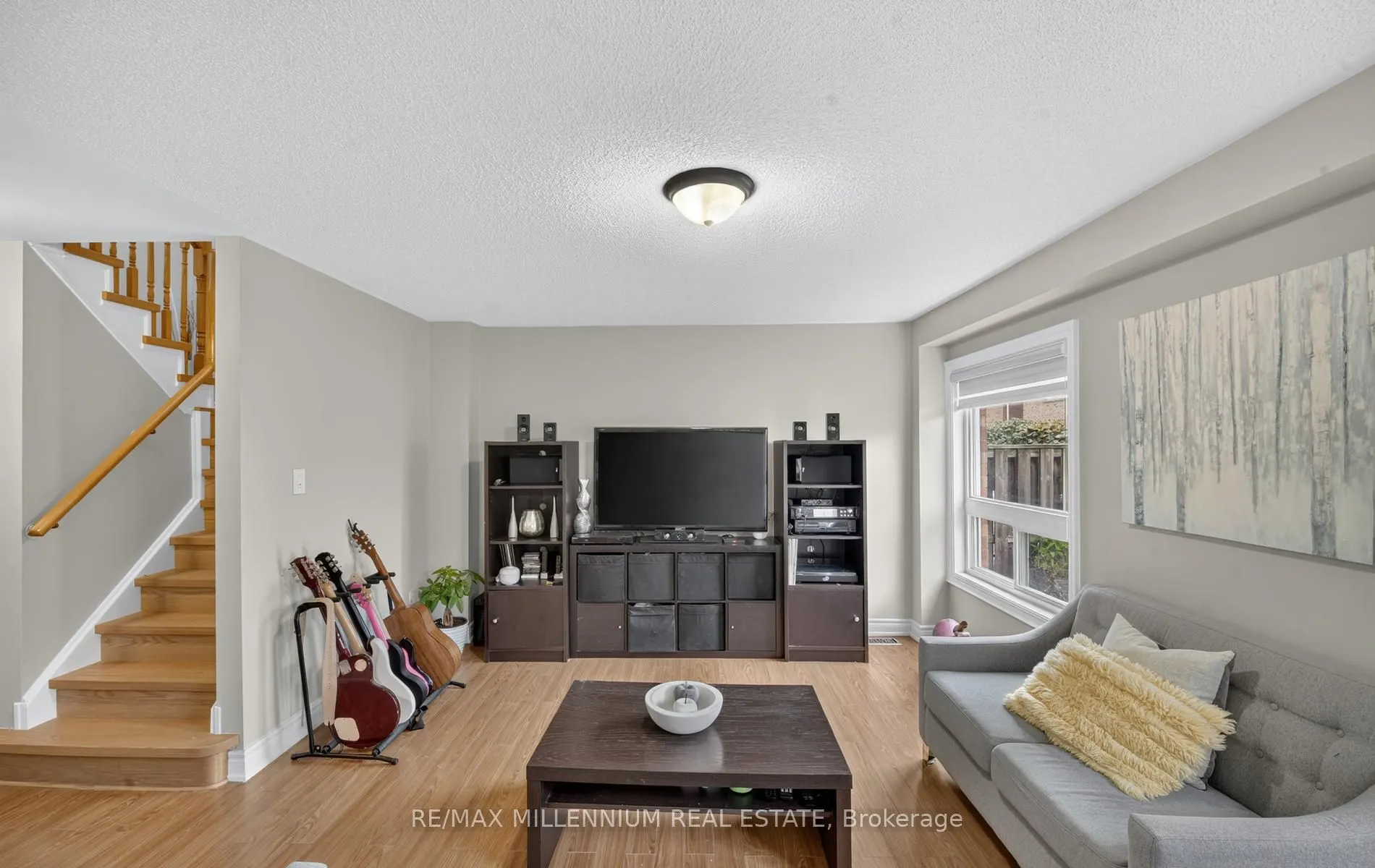 262 Brisdale Drive W