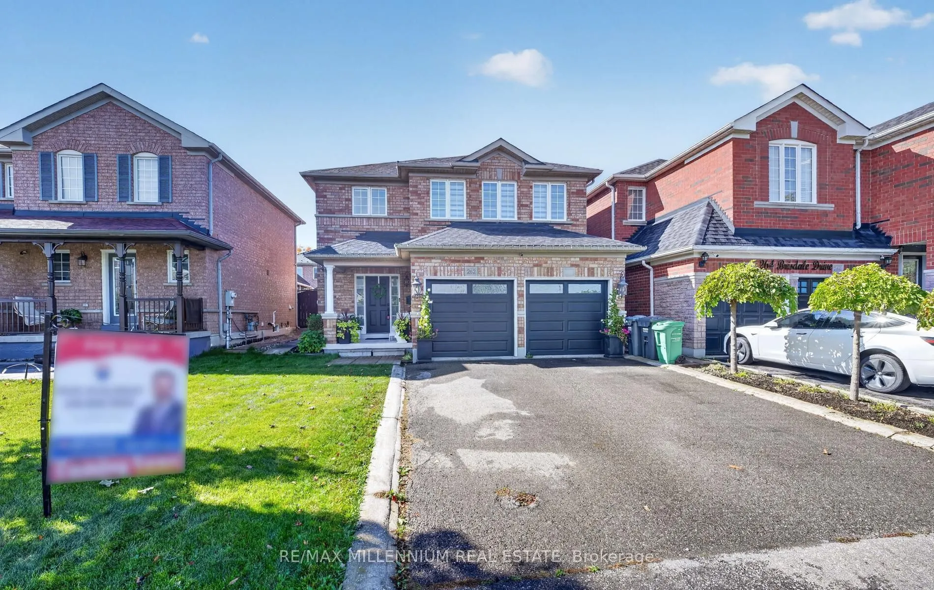 262 Brisdale Drive W