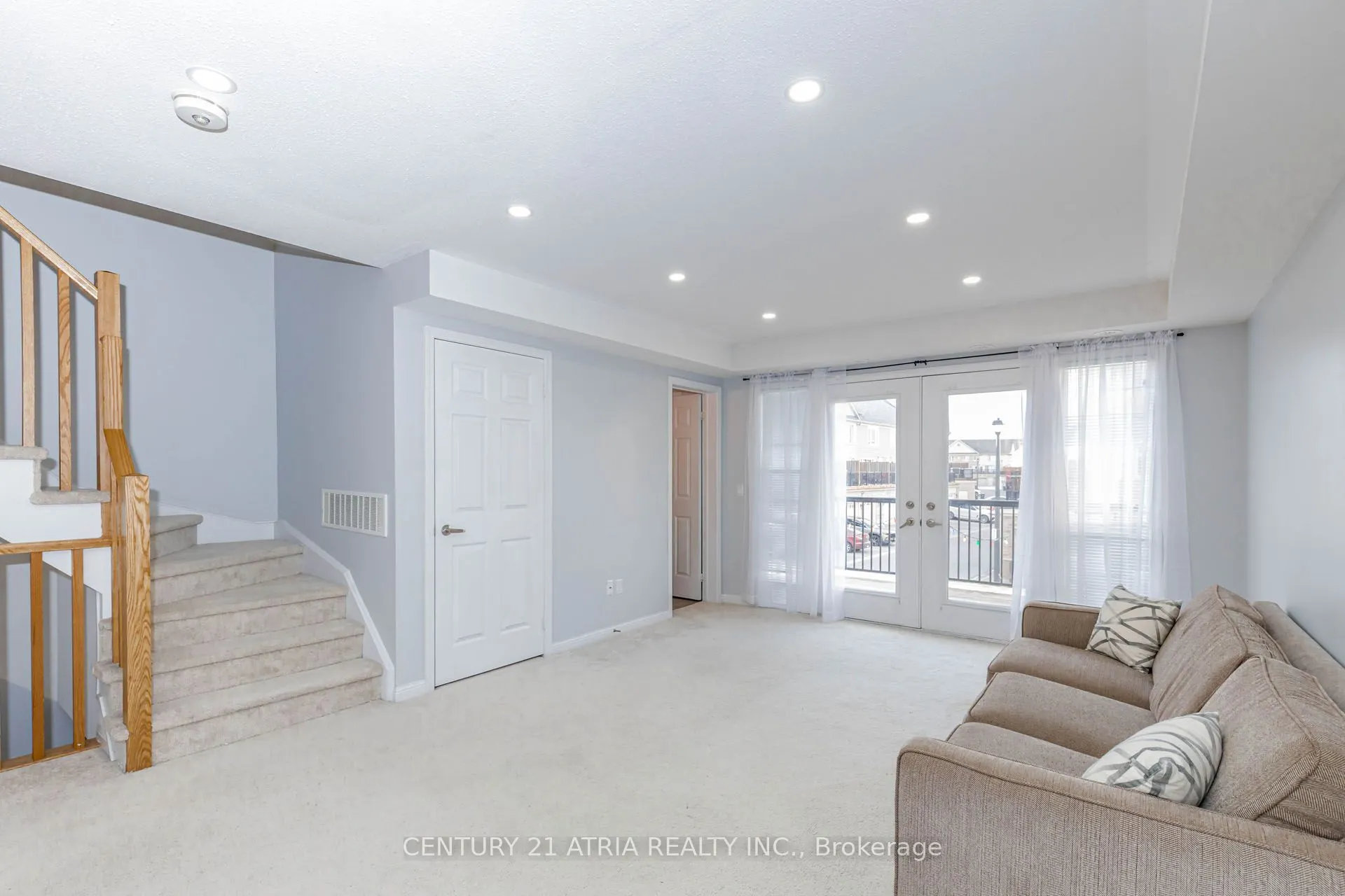 1 Beckenrose Court #72