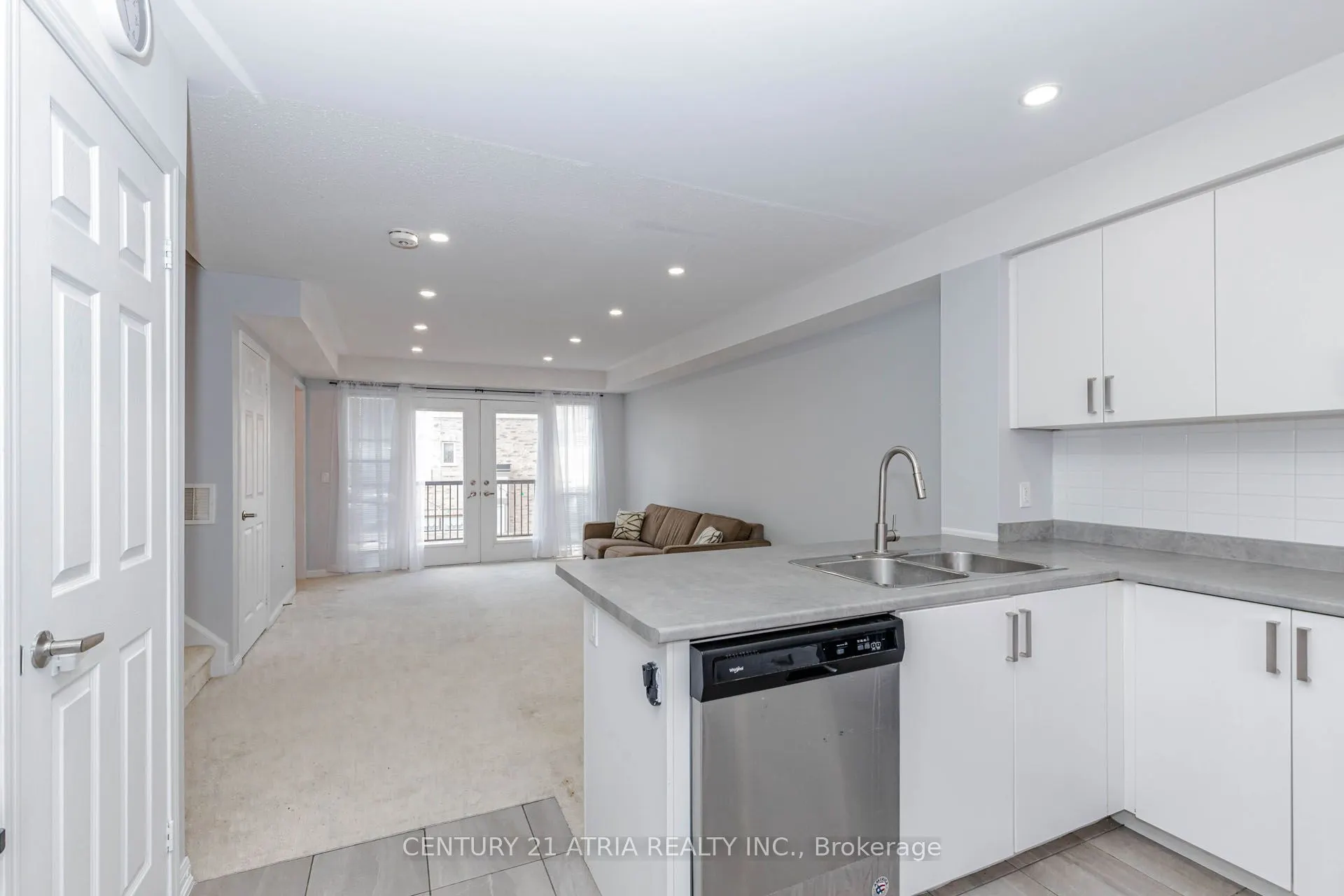 1 Beckenrose Court #72