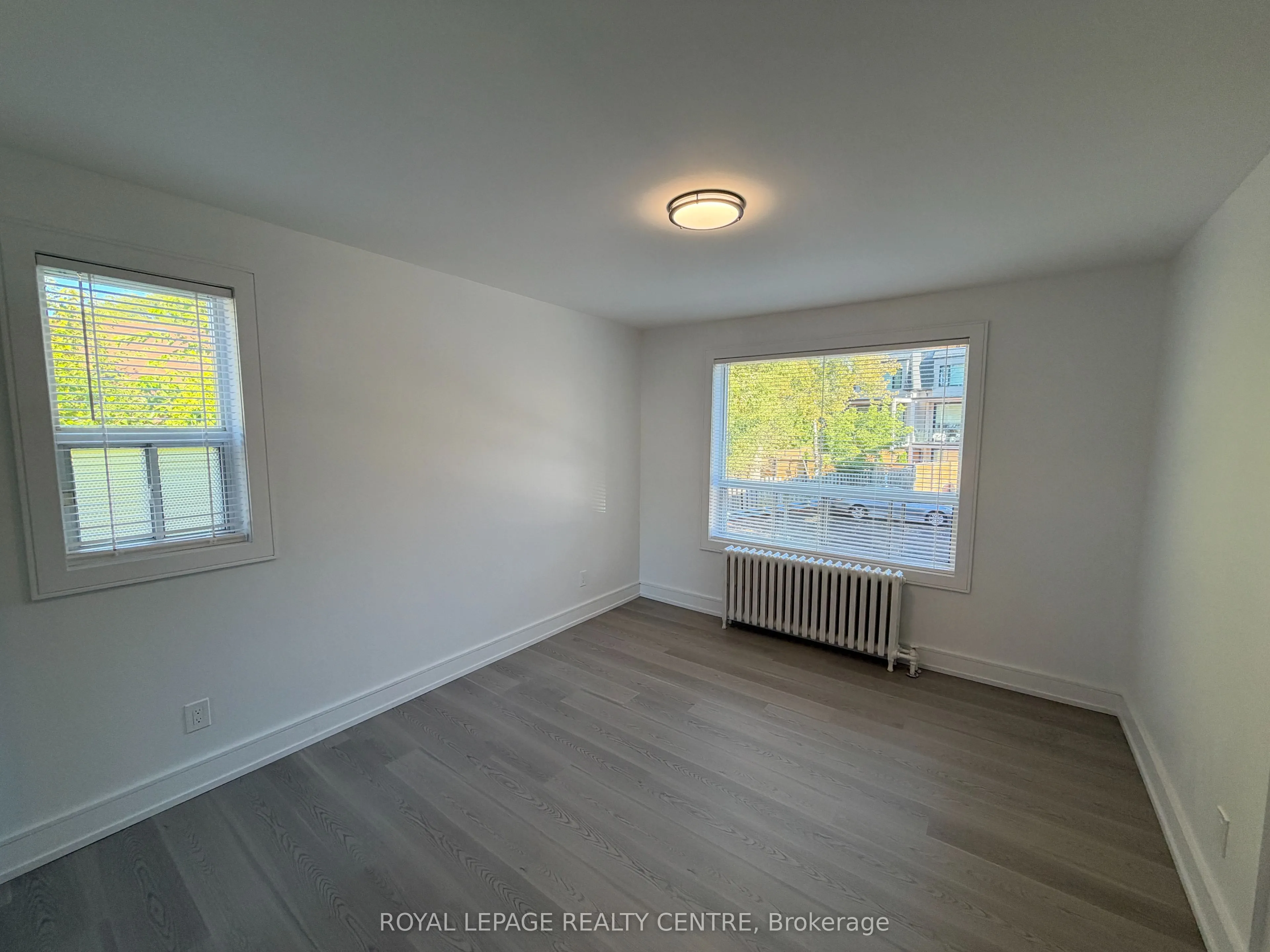 342 Lakeshore Road W #6