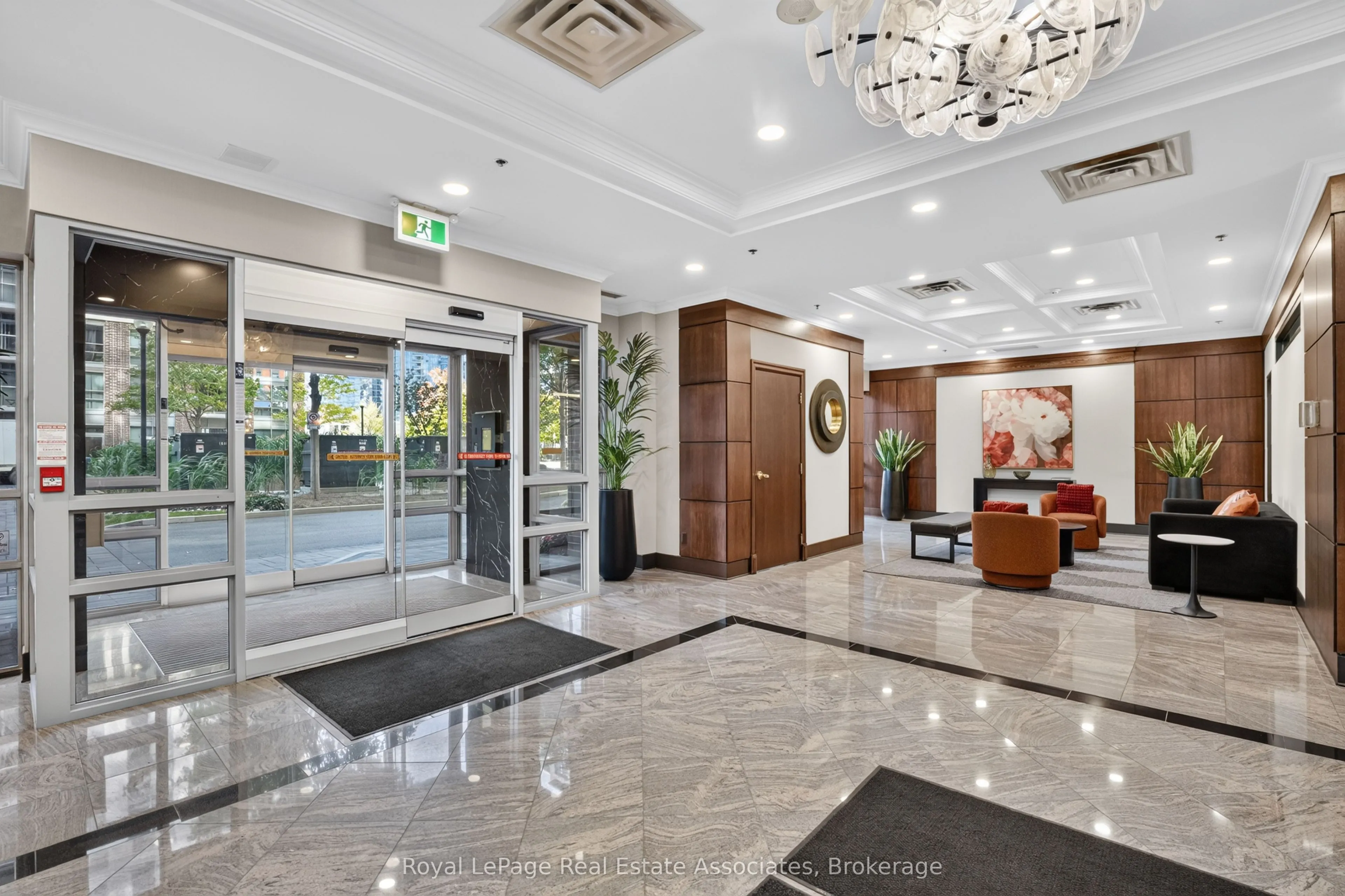 5 Michael Power Place #1804