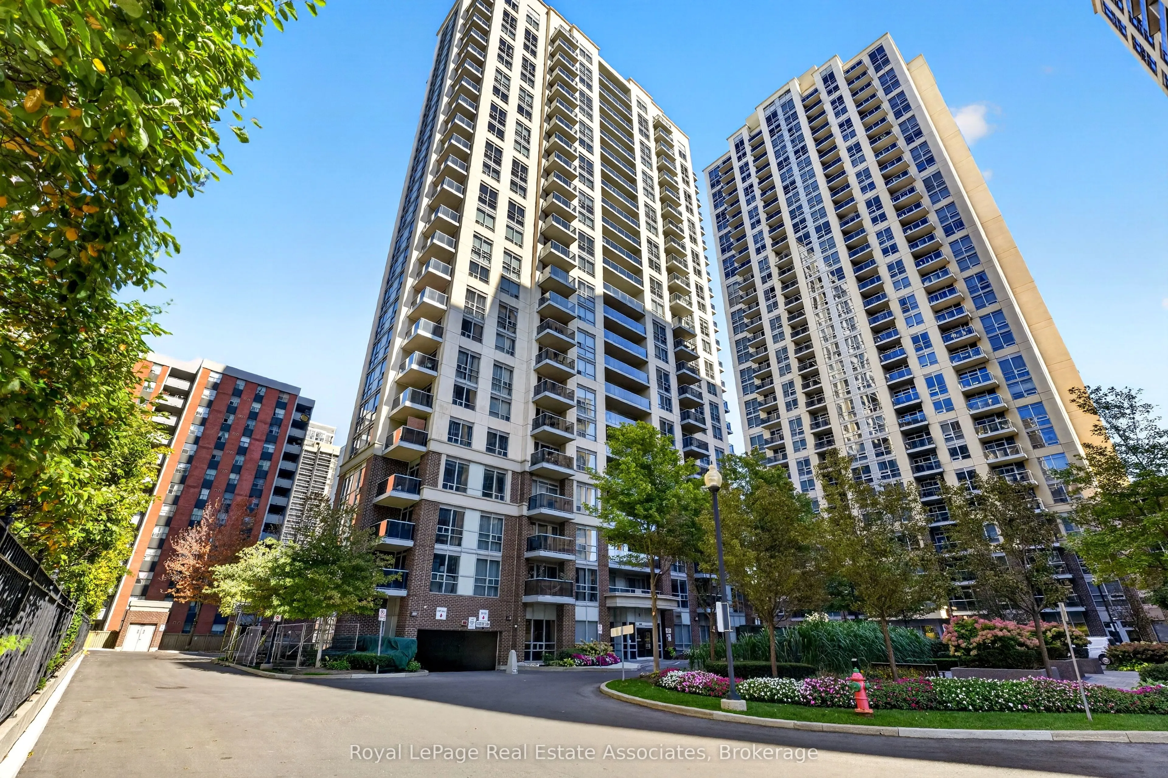 5 Michael Power Place #1804