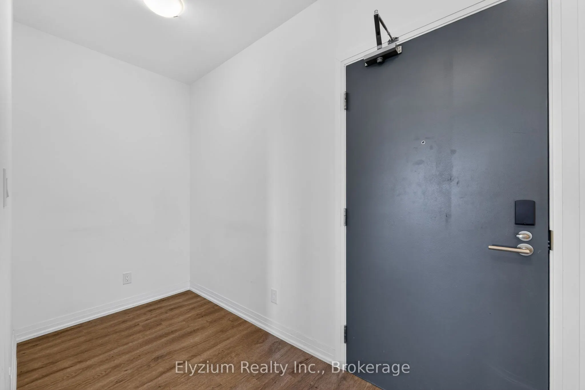 3285 Carding Mill Trail #404