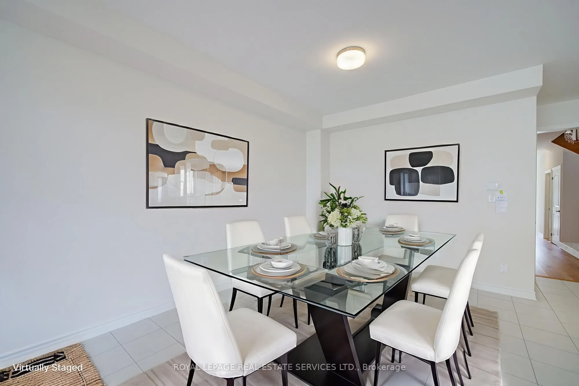 1182 Dartmouth Crescent