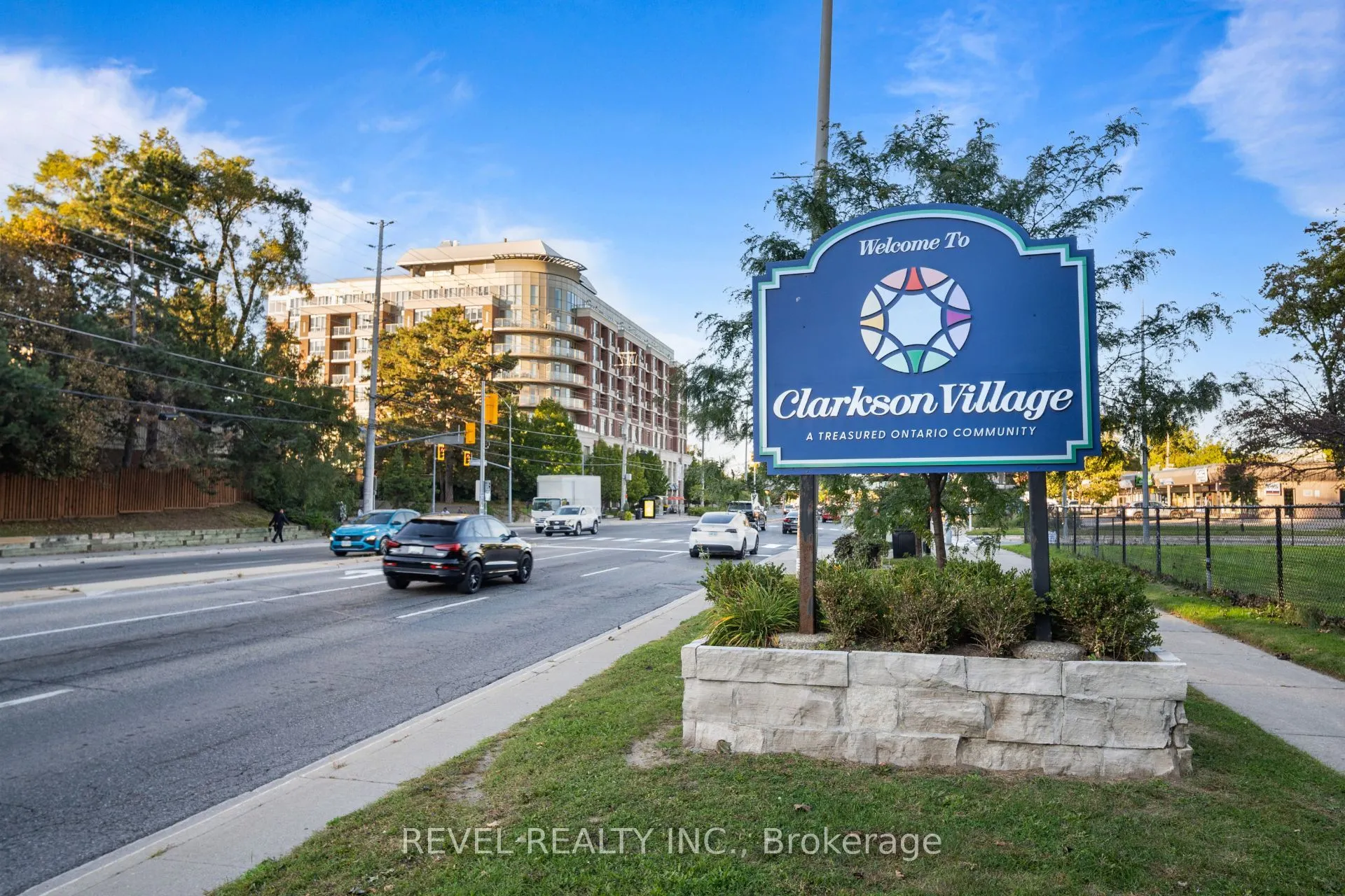 1055 Southdown Road #511