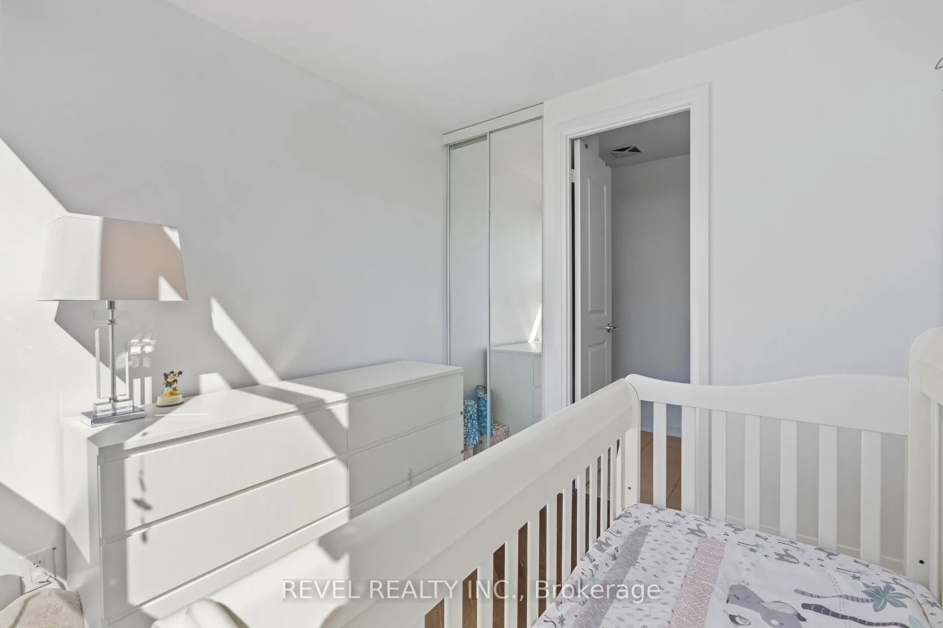 1055 Southdown Road #511