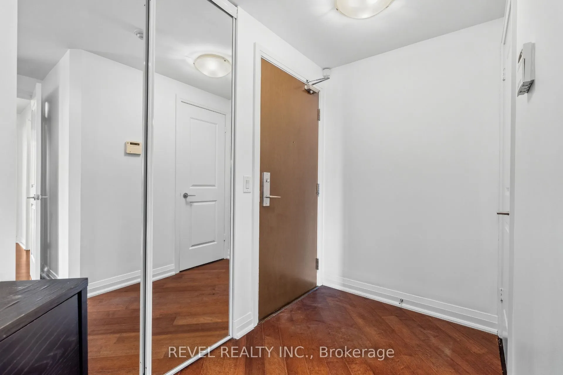 1055 Southdown Road #511
