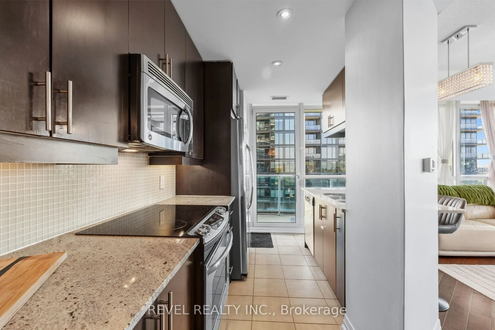 1055 Southdown Road #511