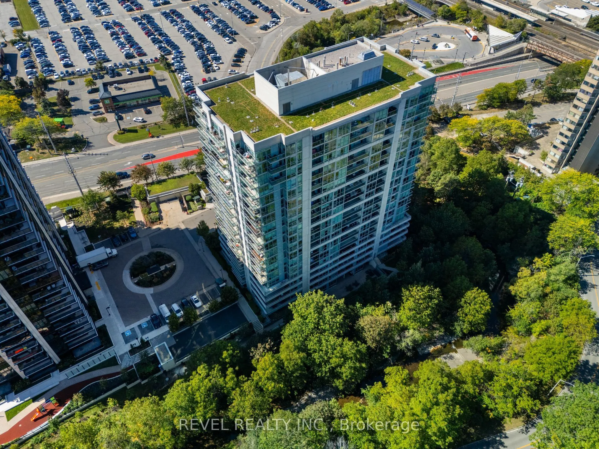 1055 Southdown Road #511