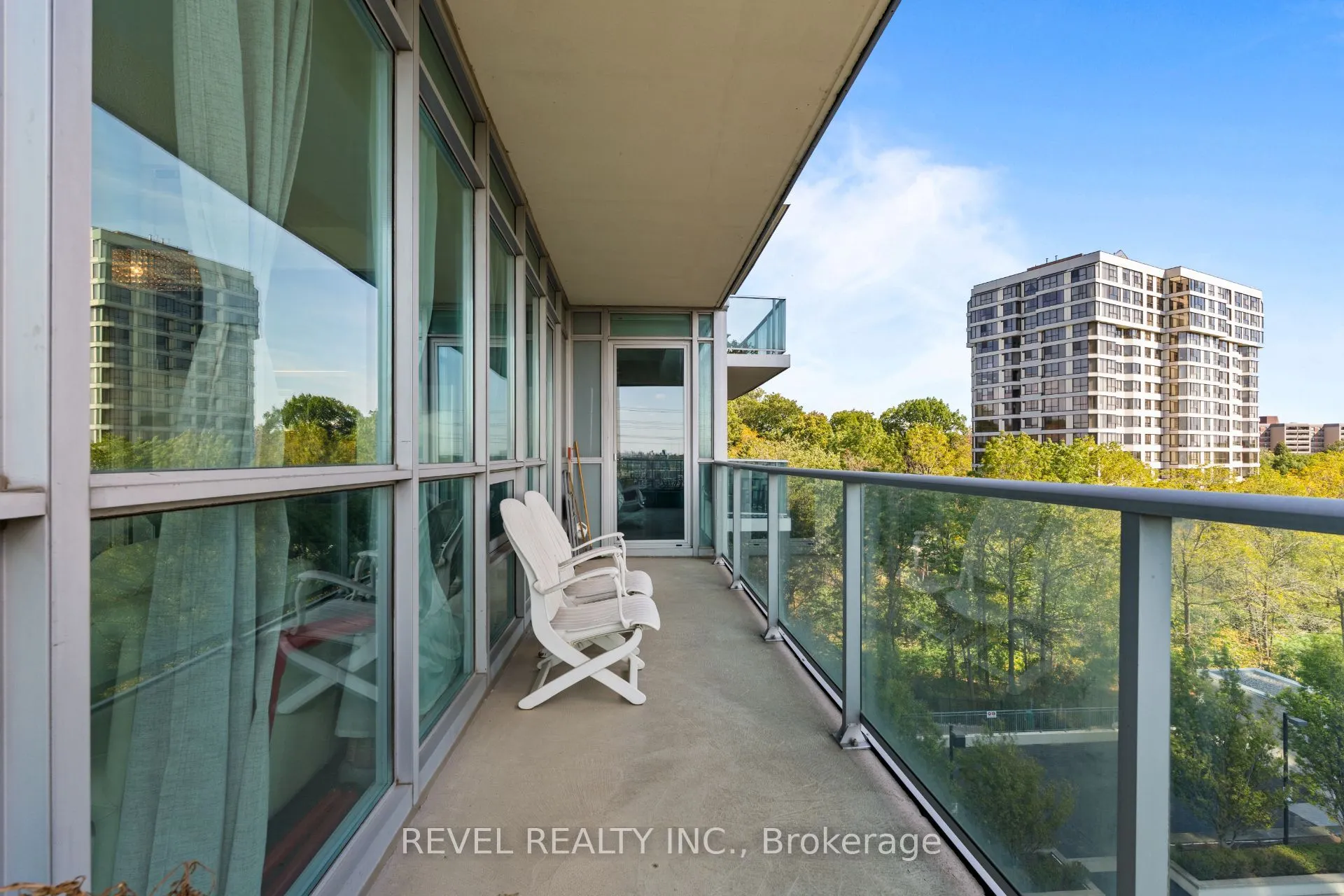 1055 Southdown Road #511