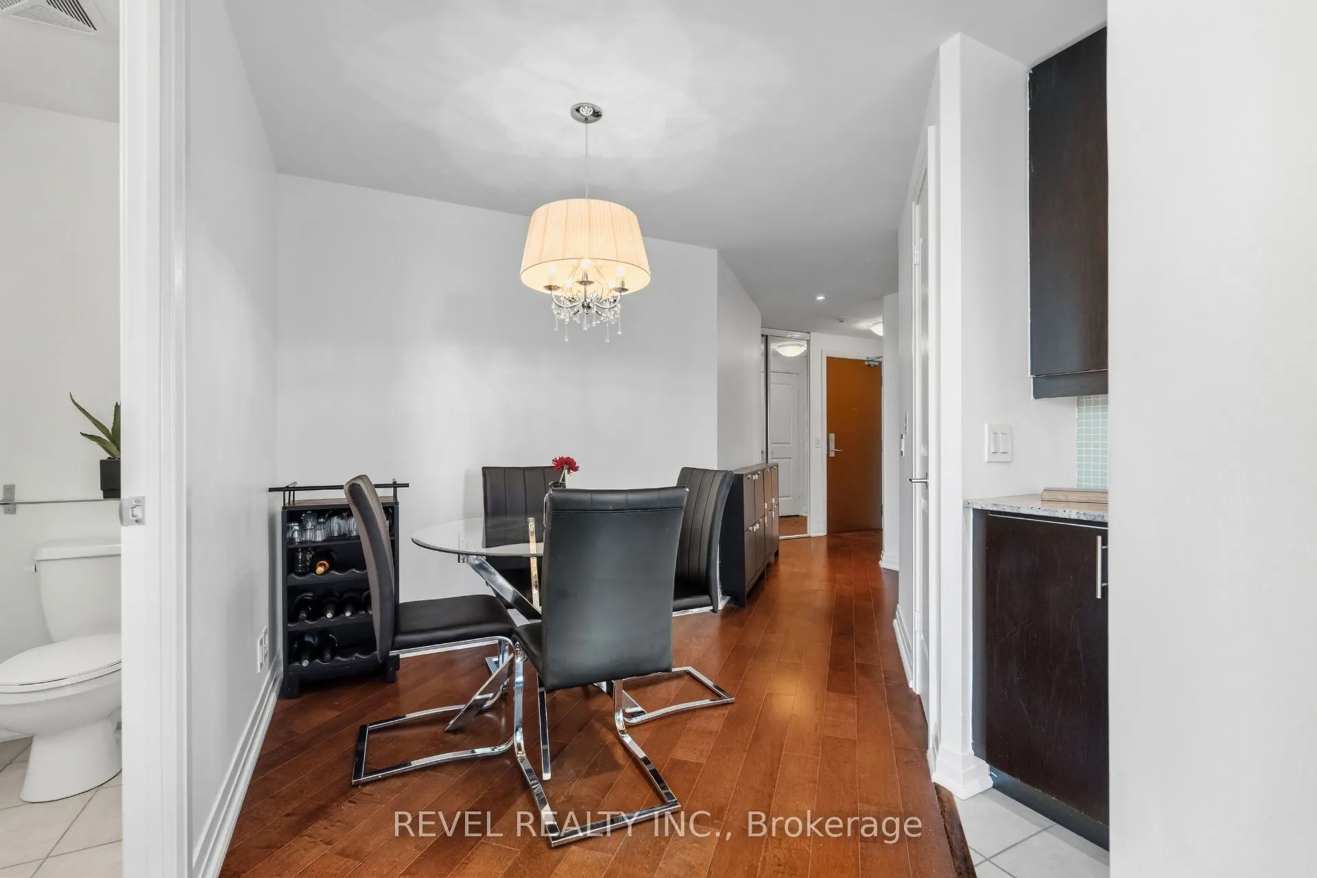 1055 Southdown Road #511