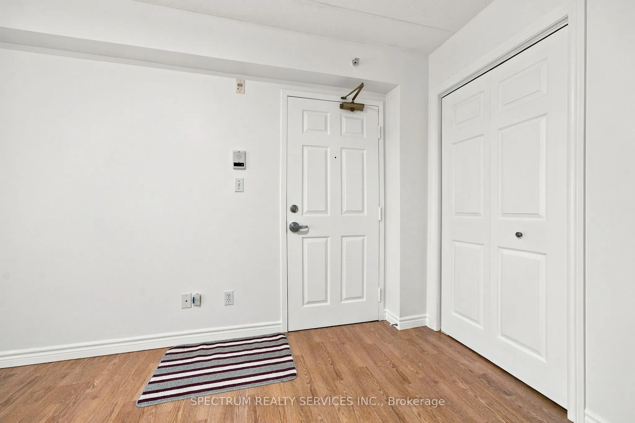 1480 Bishops Gate #208