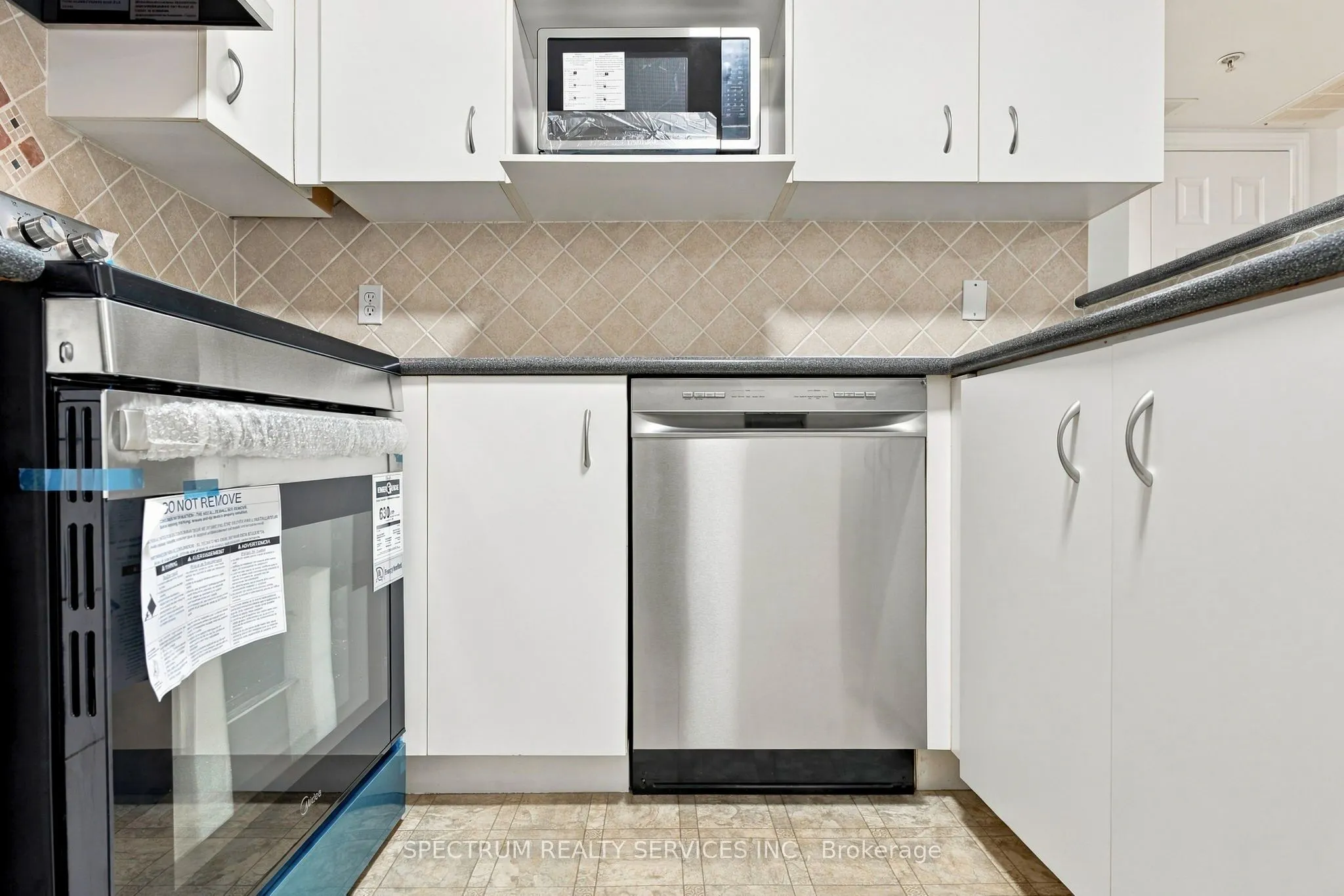 1480 Bishops Gate #208