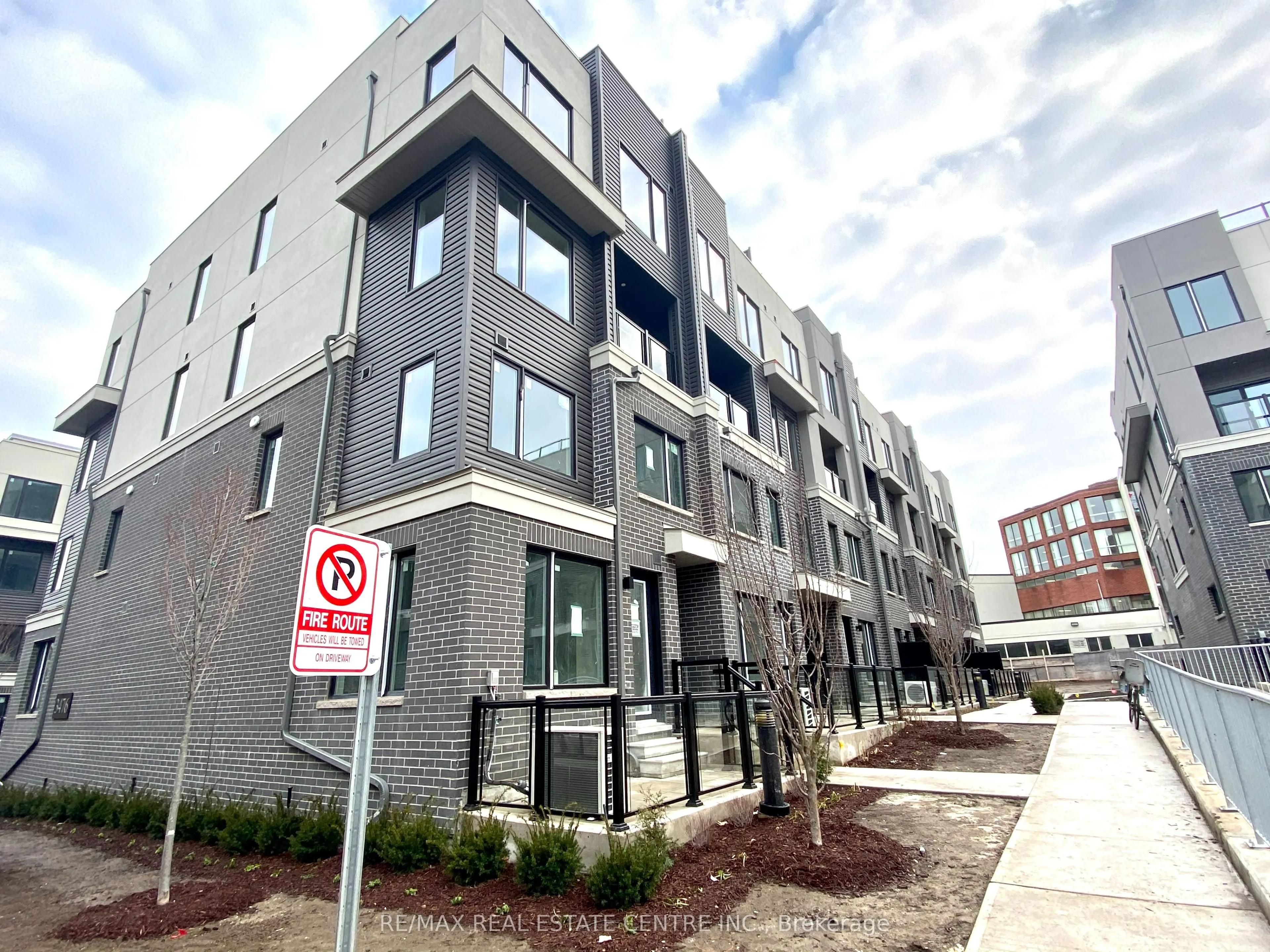 3483 Widdicombe Way #5