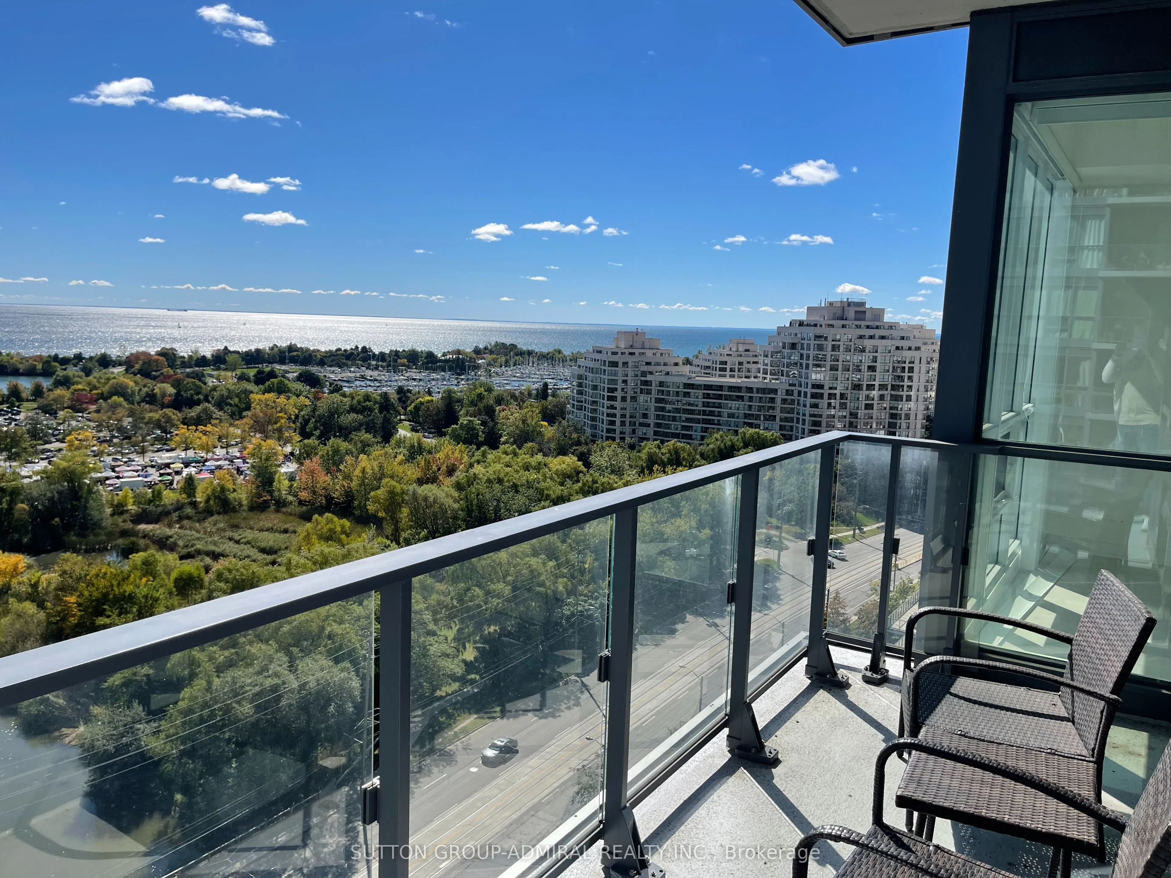 2212 Lake Shore Boulevard W #1801