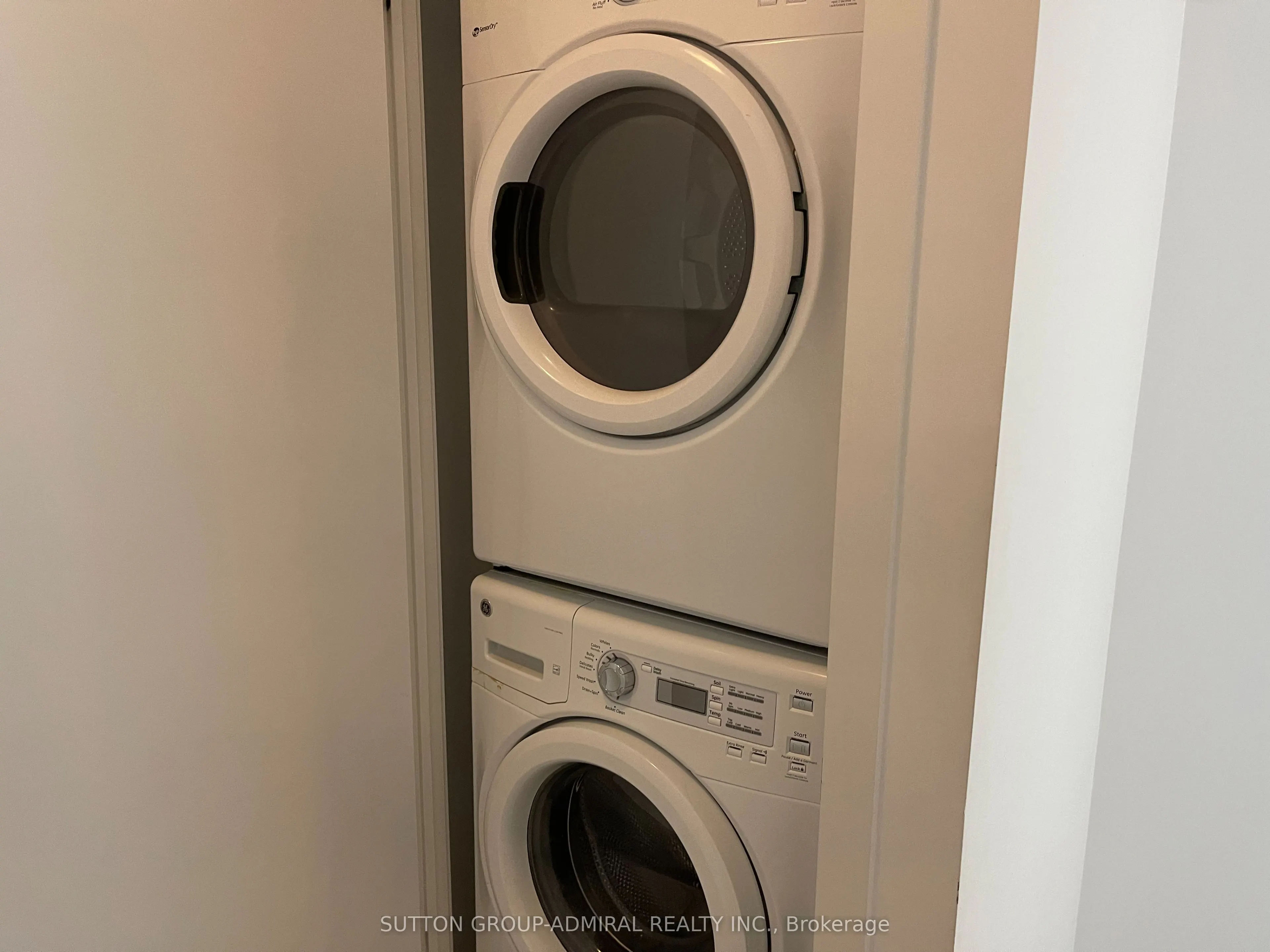 2212 Lake Shore Boulevard W #1801