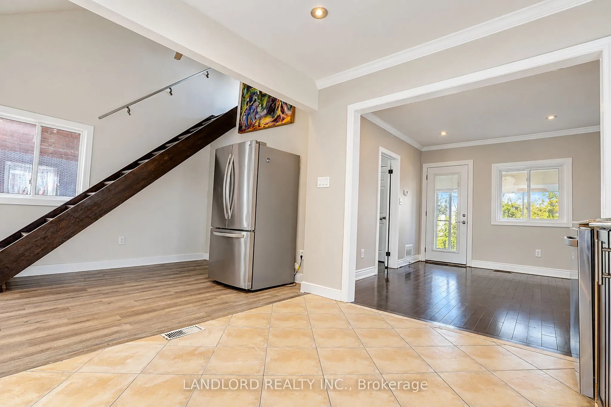 45 Craydon Avenue #Main Fl