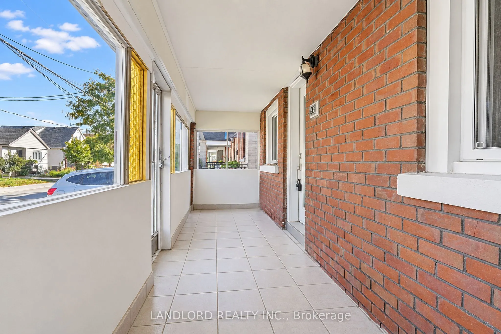 45 Craydon Avenue #Main Fl